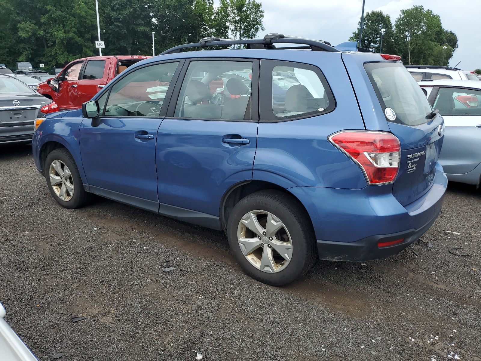 2016 Subaru Forester 2.5I vin: JF2SJABCXGH402785