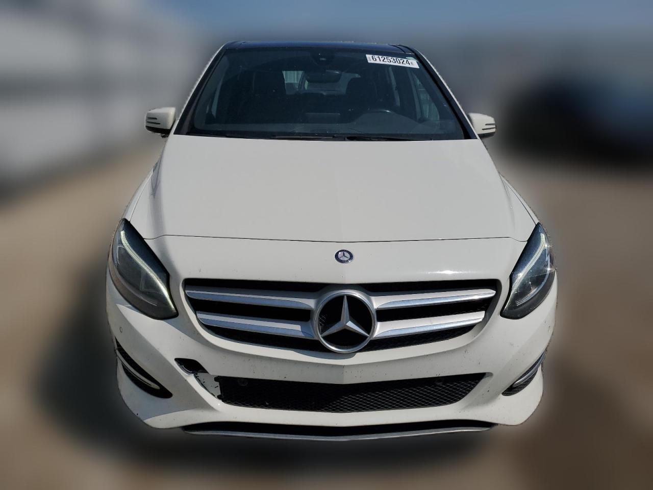 2015 Mercedes-Benz B 250 4Matic VIN: WDDMH4GB3FJ332709 Lot: 61253024