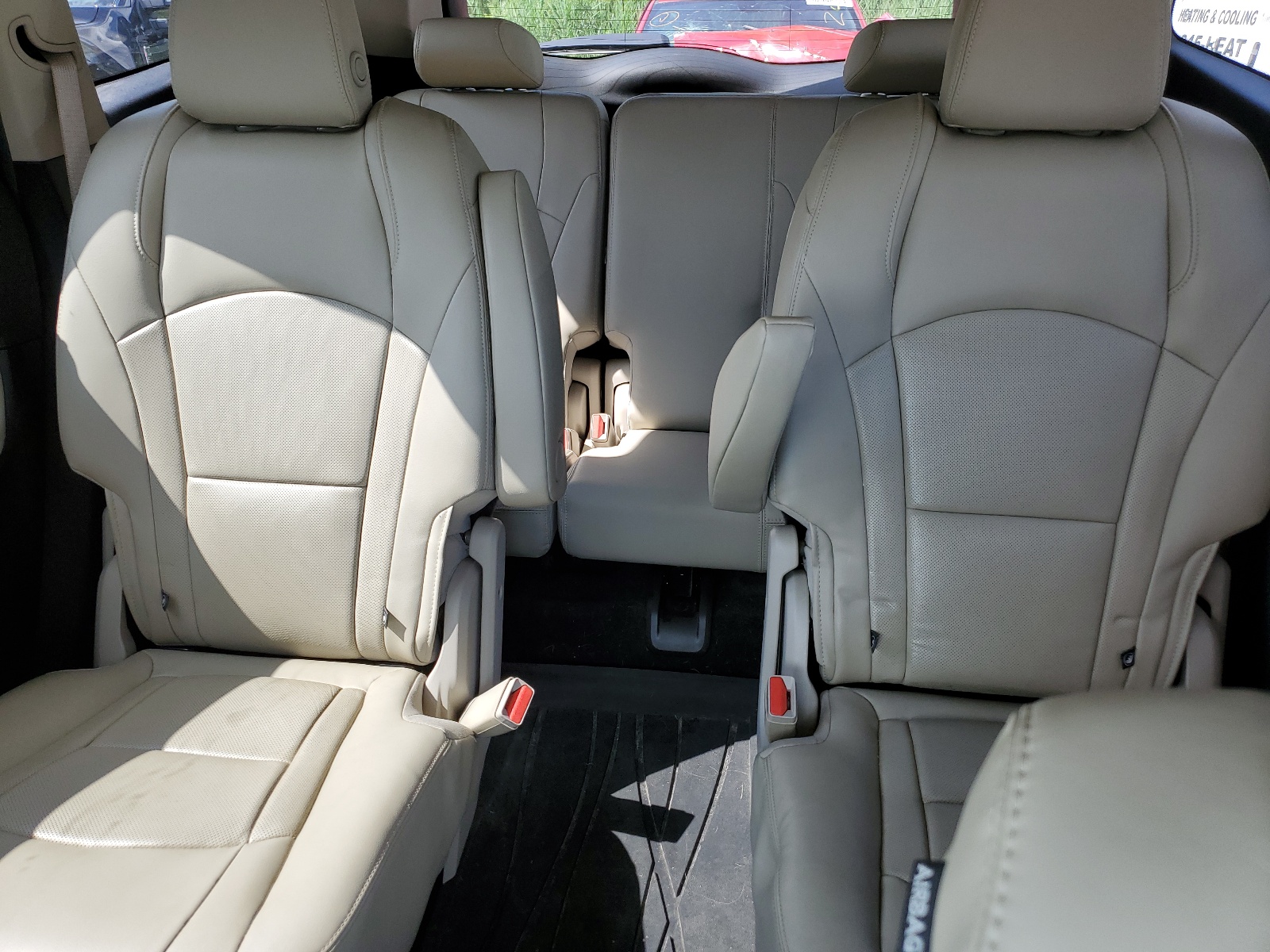 5GAEVAKW7JJ160985 2018 Buick Enclave Essence