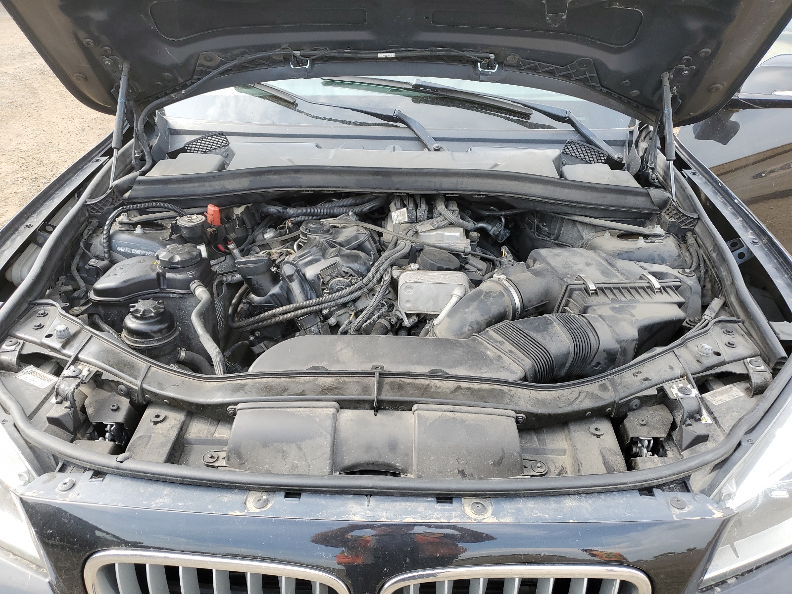 2014 BMW X1 xDrive28I vin: WBAVL1C58EVY18870