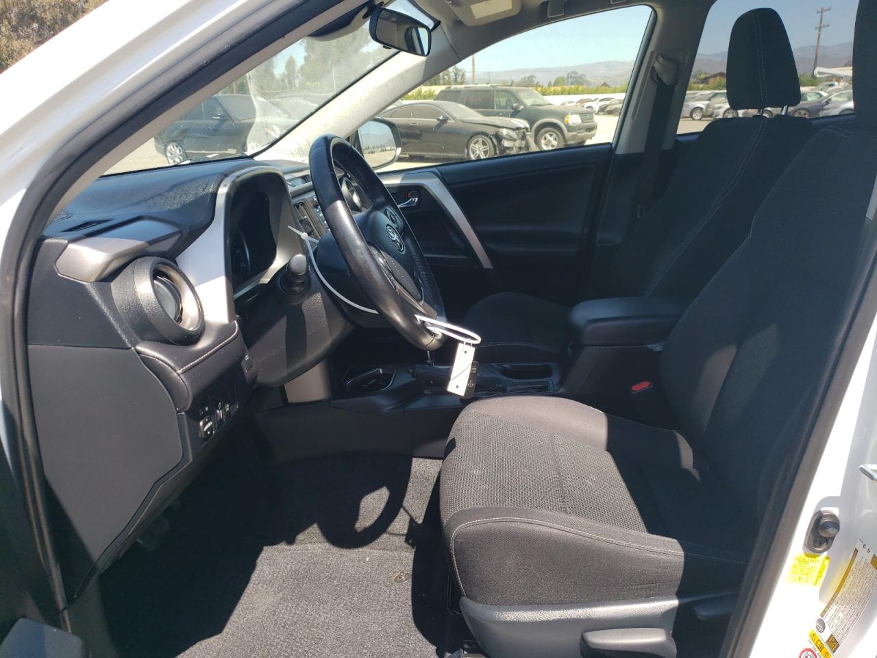 2017 Toyota Rav4 Xle VIN: JTMWFREV0HD094953 Lot: 64038714