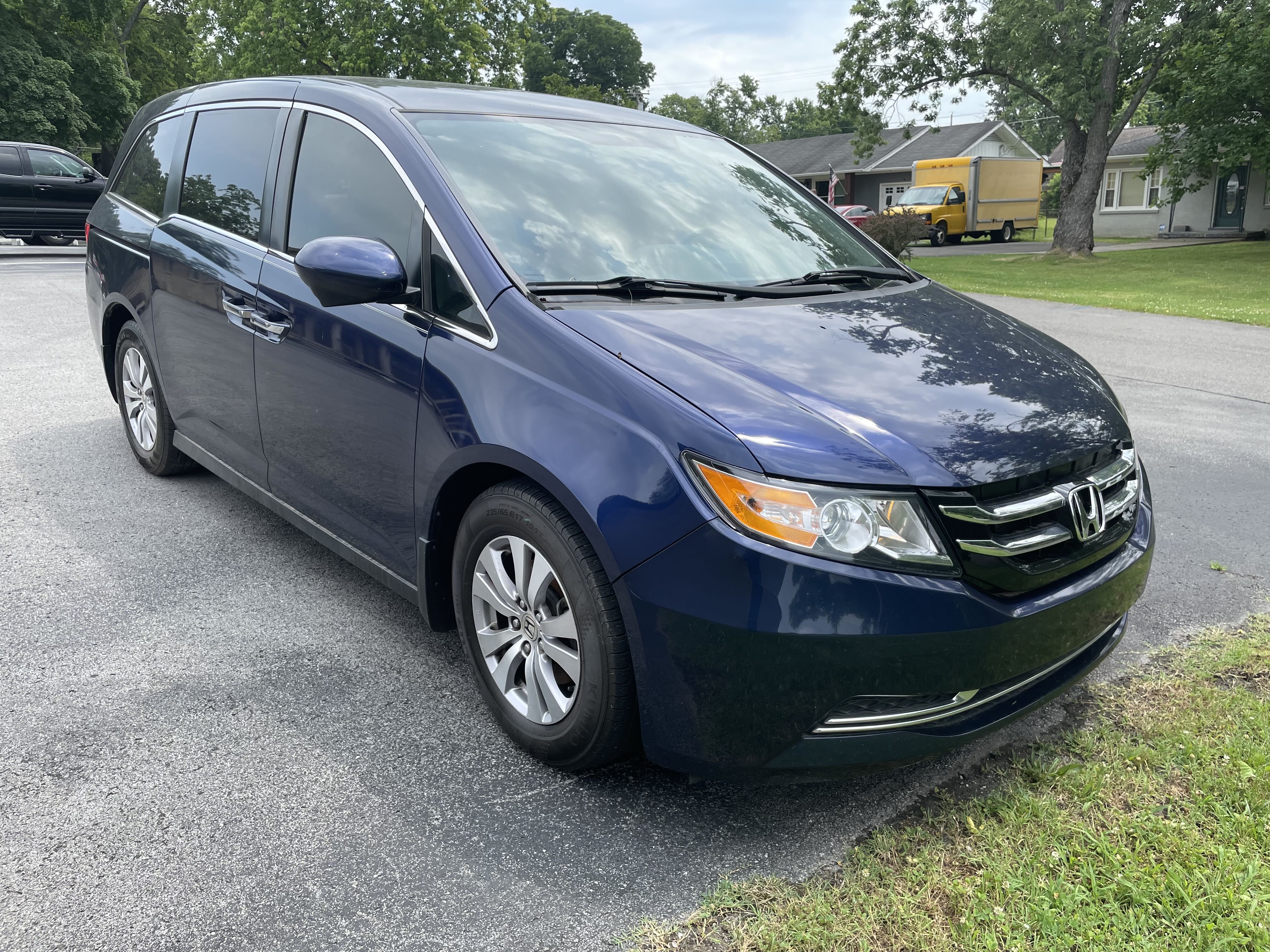 2015 Honda Odyssey Ex vin: 5FNRL5H44FB096518