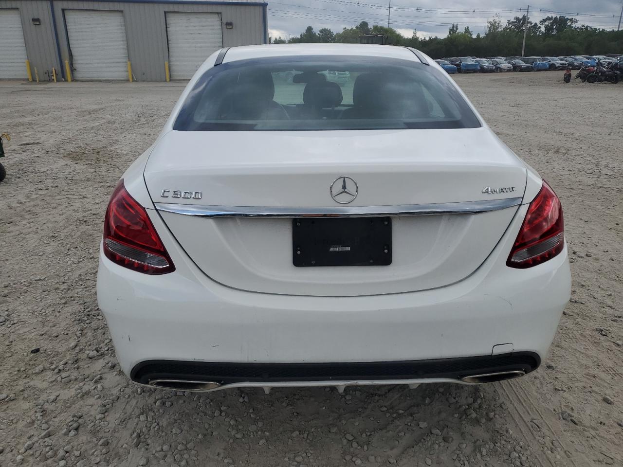 2015 Mercedes-Benz C 300 4Matic VIN: 55SWF4KB3FU009654 Lot: 64909694