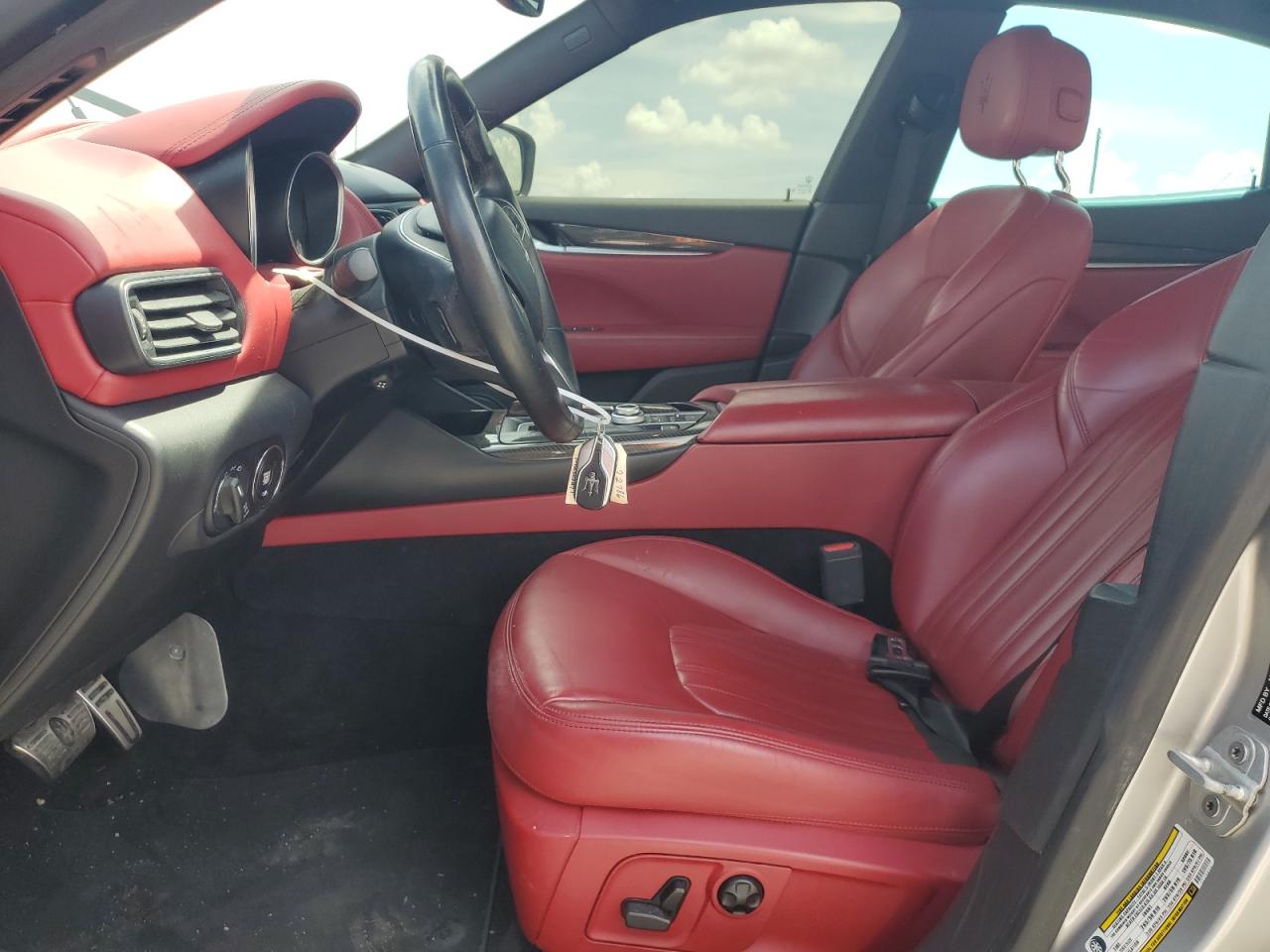 Авто MASERATI LEVANTE ZN661XUA1HX225922 із Америки. Фото 7