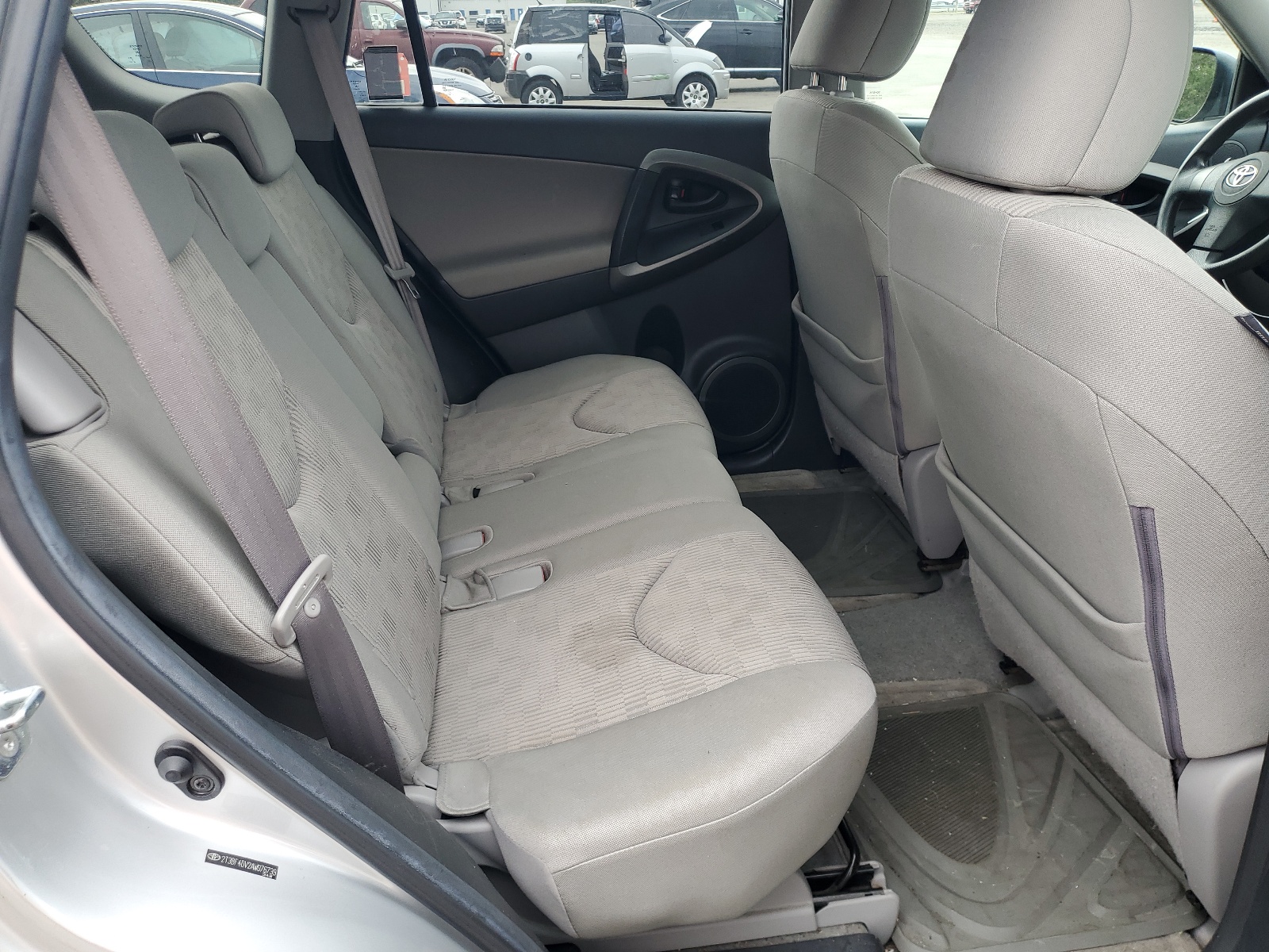 2T3BF4DV2AW076739 2010 Toyota Rav4