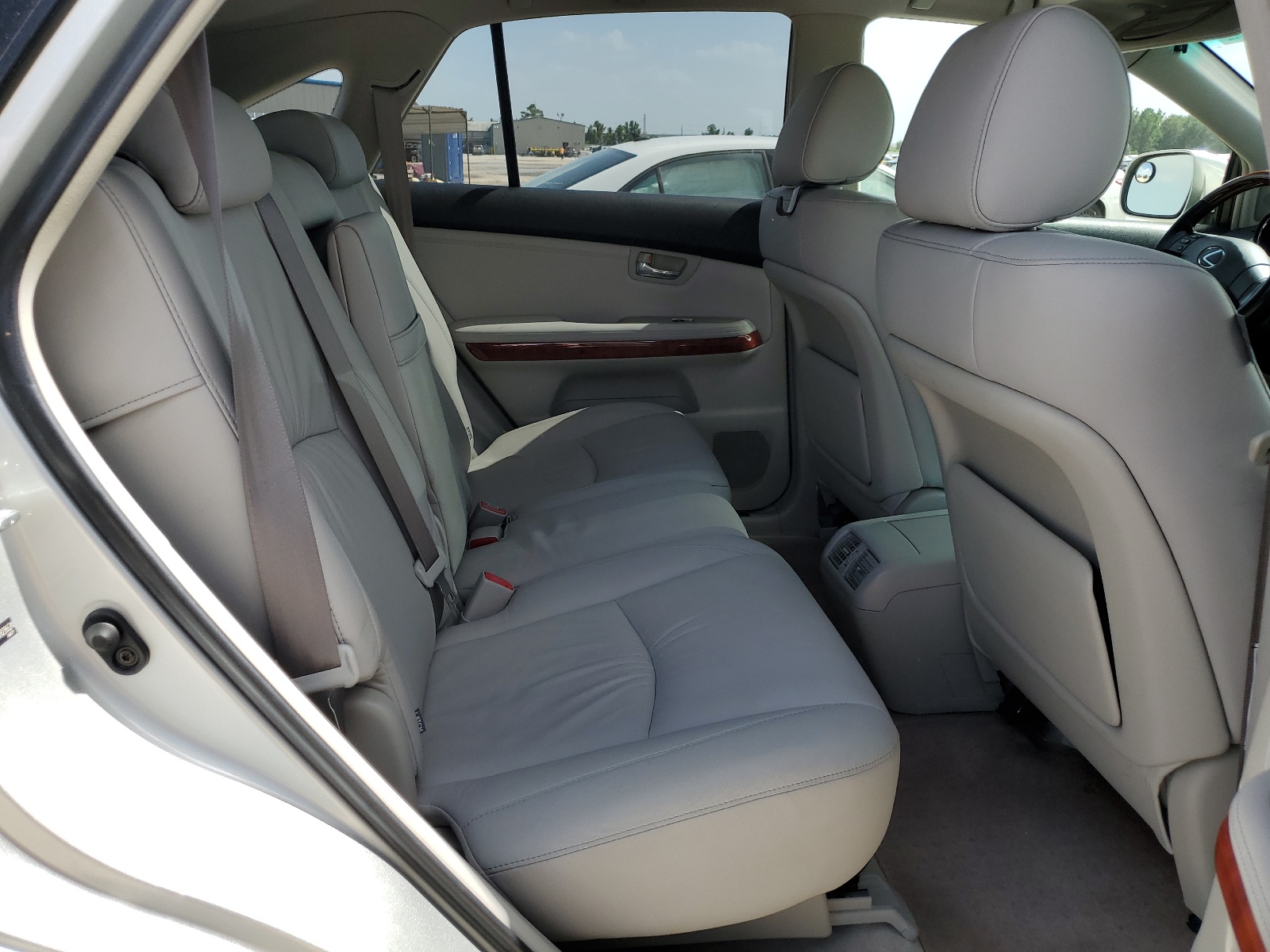 JTJGA31U940028624 2004 Lexus Rx 330