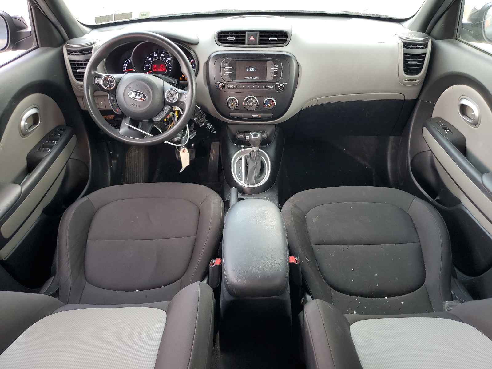 KNDJN2A22J7507105 2018 Kia Soul