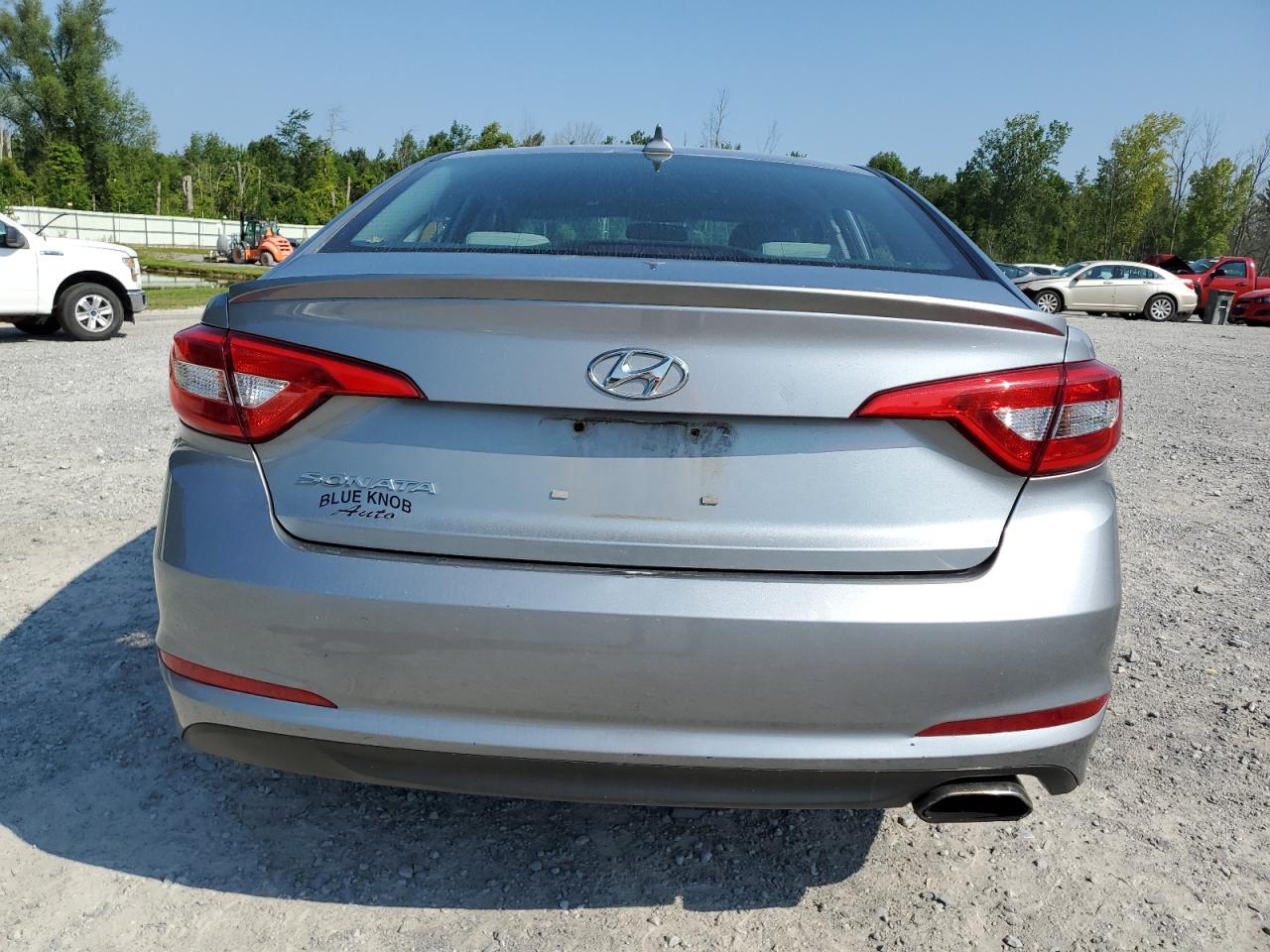 2015 Hyundai Sonata Se VIN: 5NPE24AF0FH051357 Lot: 64578364