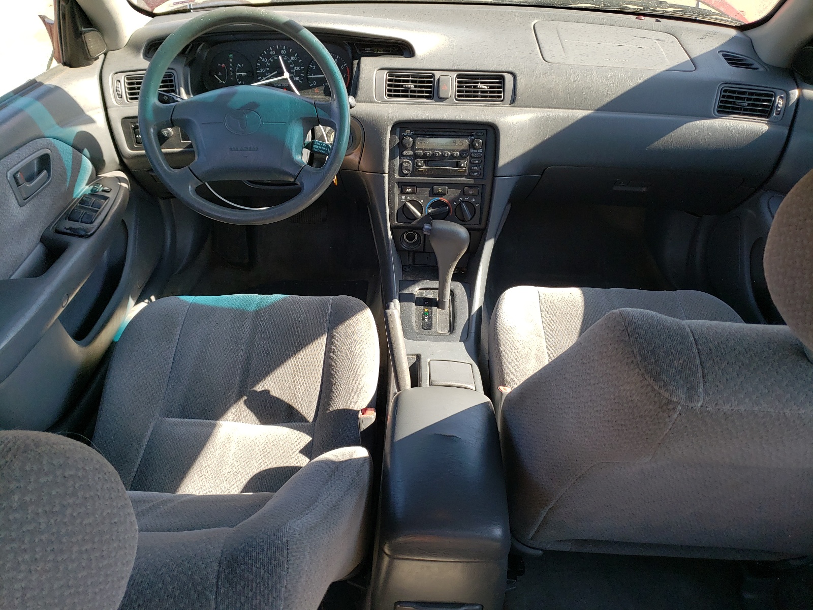 JT2BG28K5Y0392158 2000 Toyota Camry Le