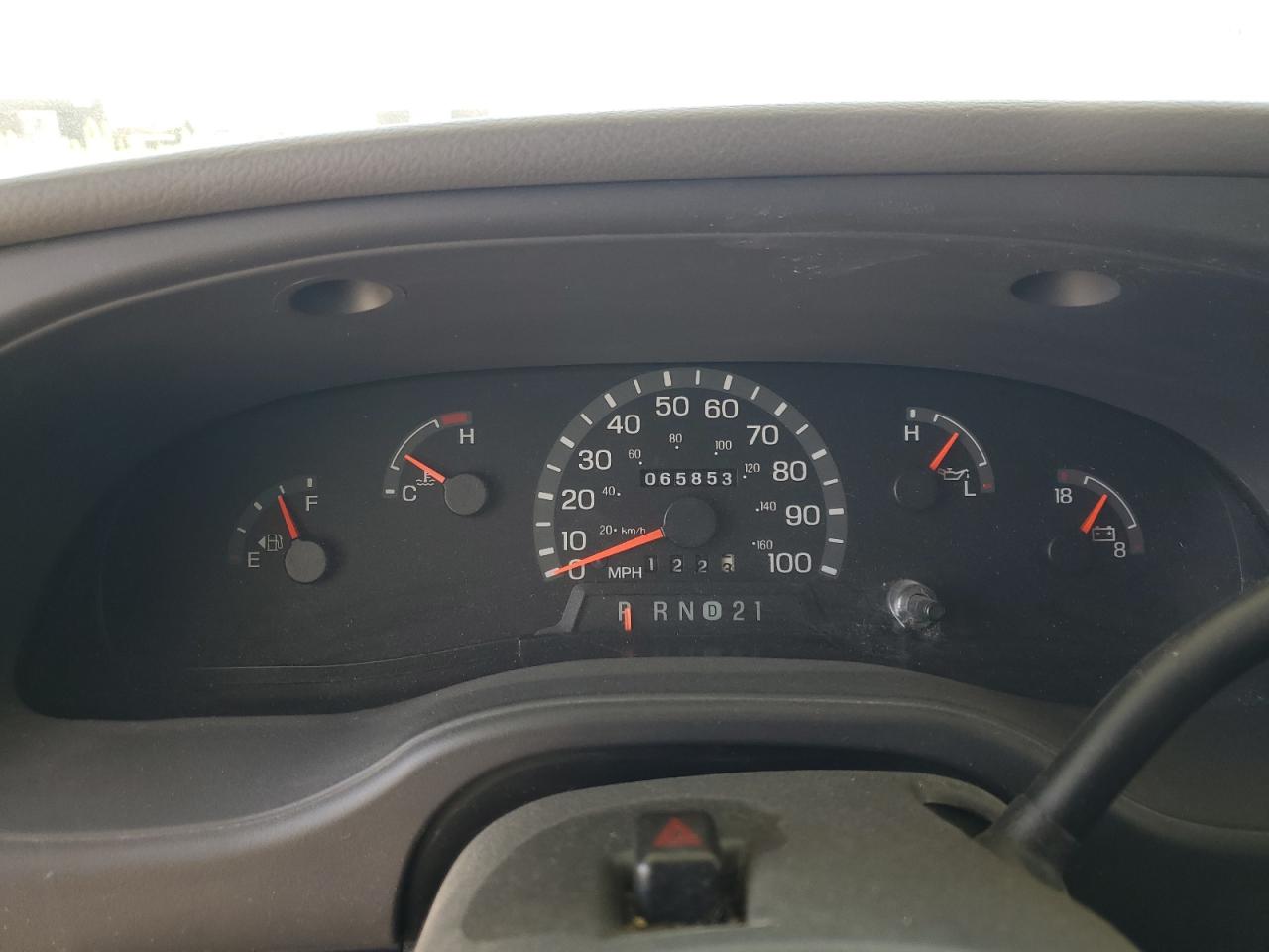 2003 Ford Econoline E450 Super Duty Cutaway Van VIN: 1FDXE45S83HA67173 Lot: 62618624