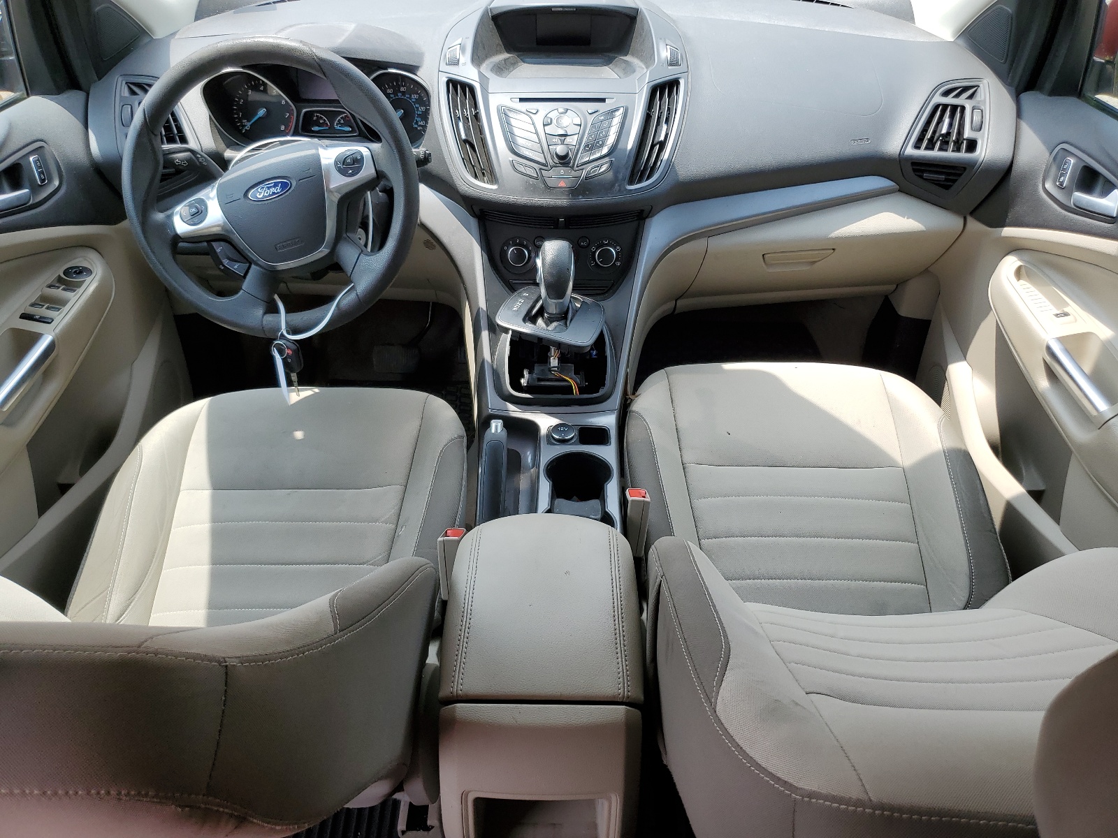 1FMCU9GXXFUB13329 2015 Ford Escape Se