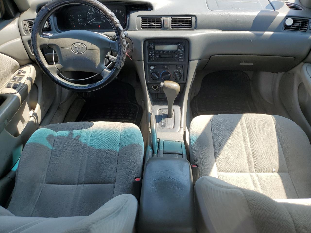 2000 Toyota Camry Ce VIN: 4T1BG22K9YU681905 Lot: 62248344