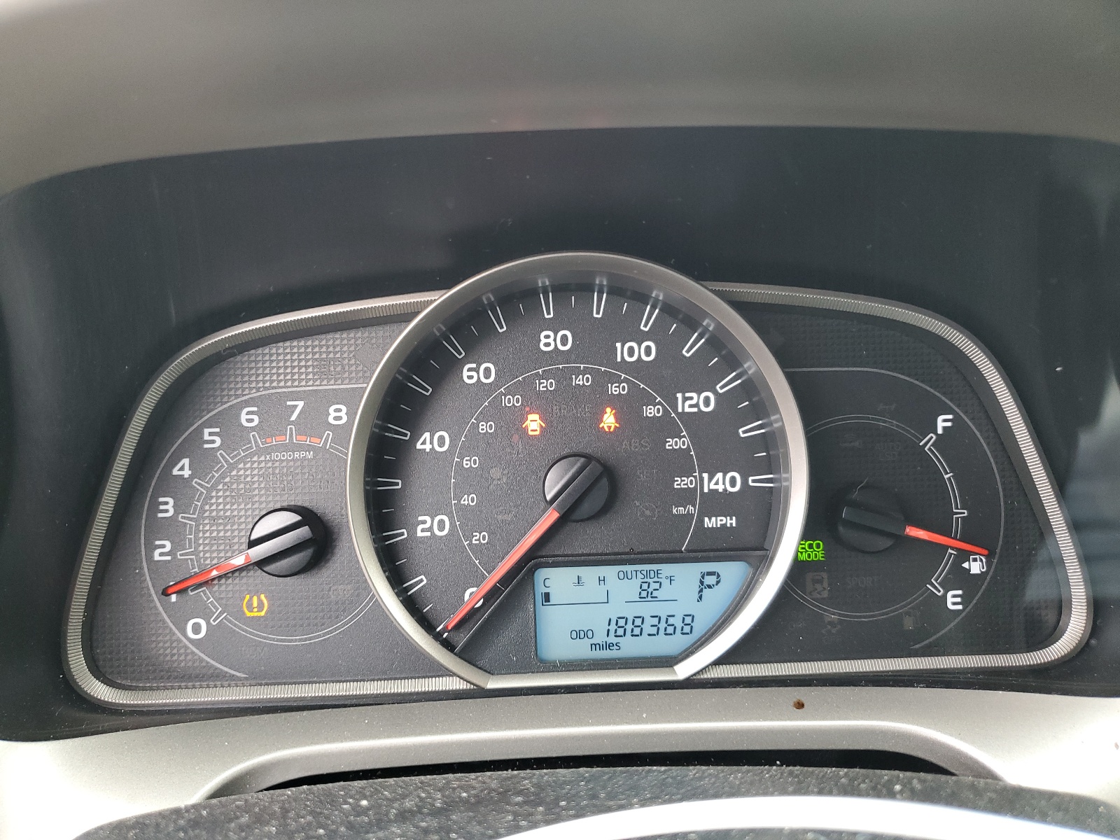 JTMBFREV6ED068089 2014 Toyota Rav4 Le