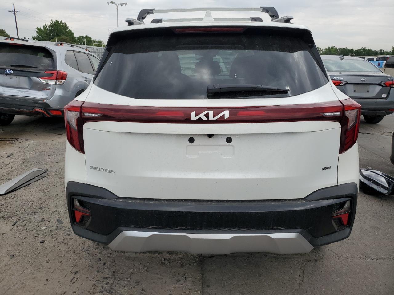 2024 Kia Seltos Sx VIN: KNDETCA77R7517746 Lot: 64052224