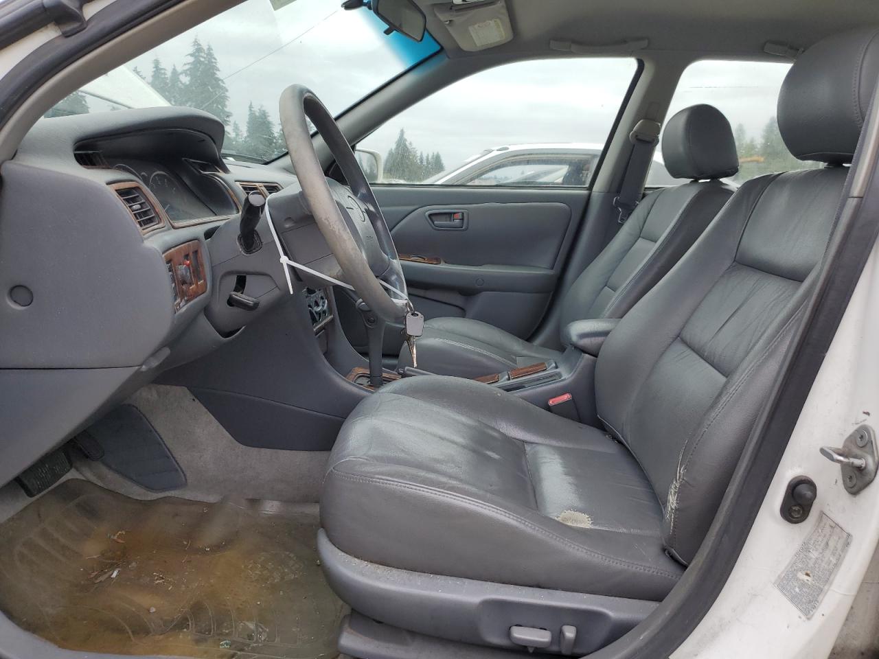 1999 Toyota Camry Le VIN: JT2BG22K7X0295891 Lot: 64399414