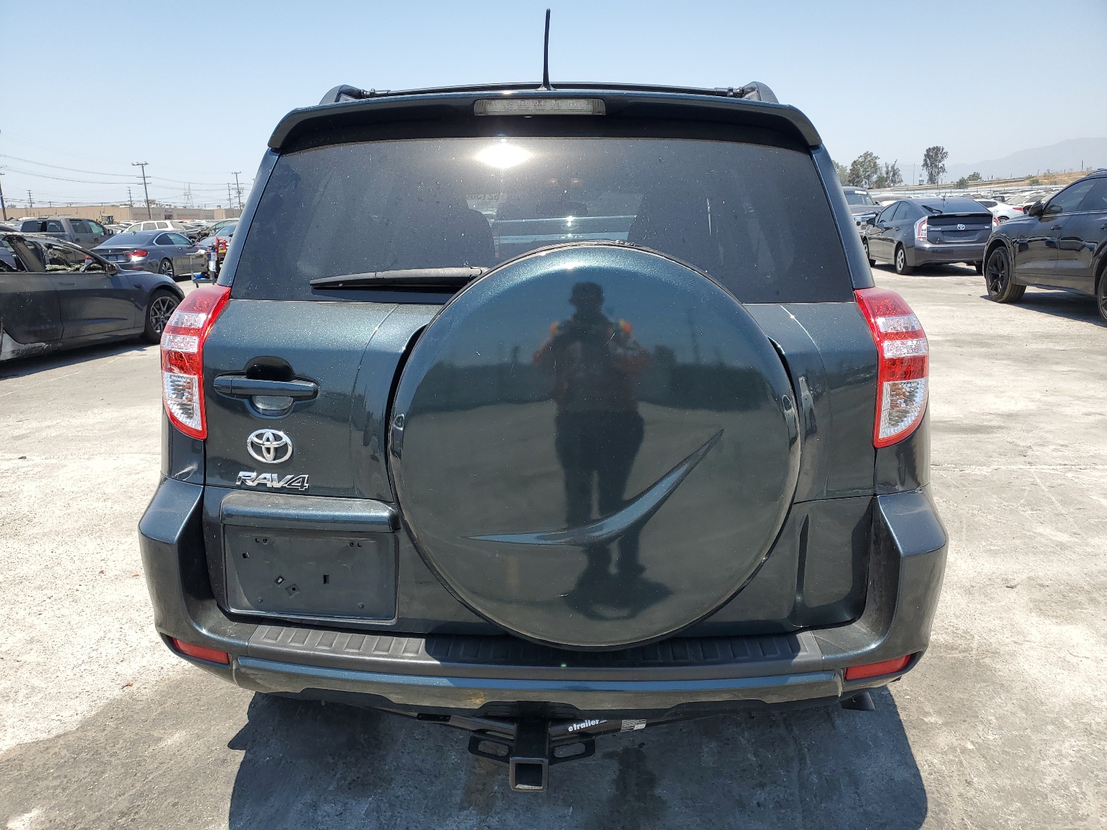 2T3ZF4DV8CW137951 2012 Toyota Rav4