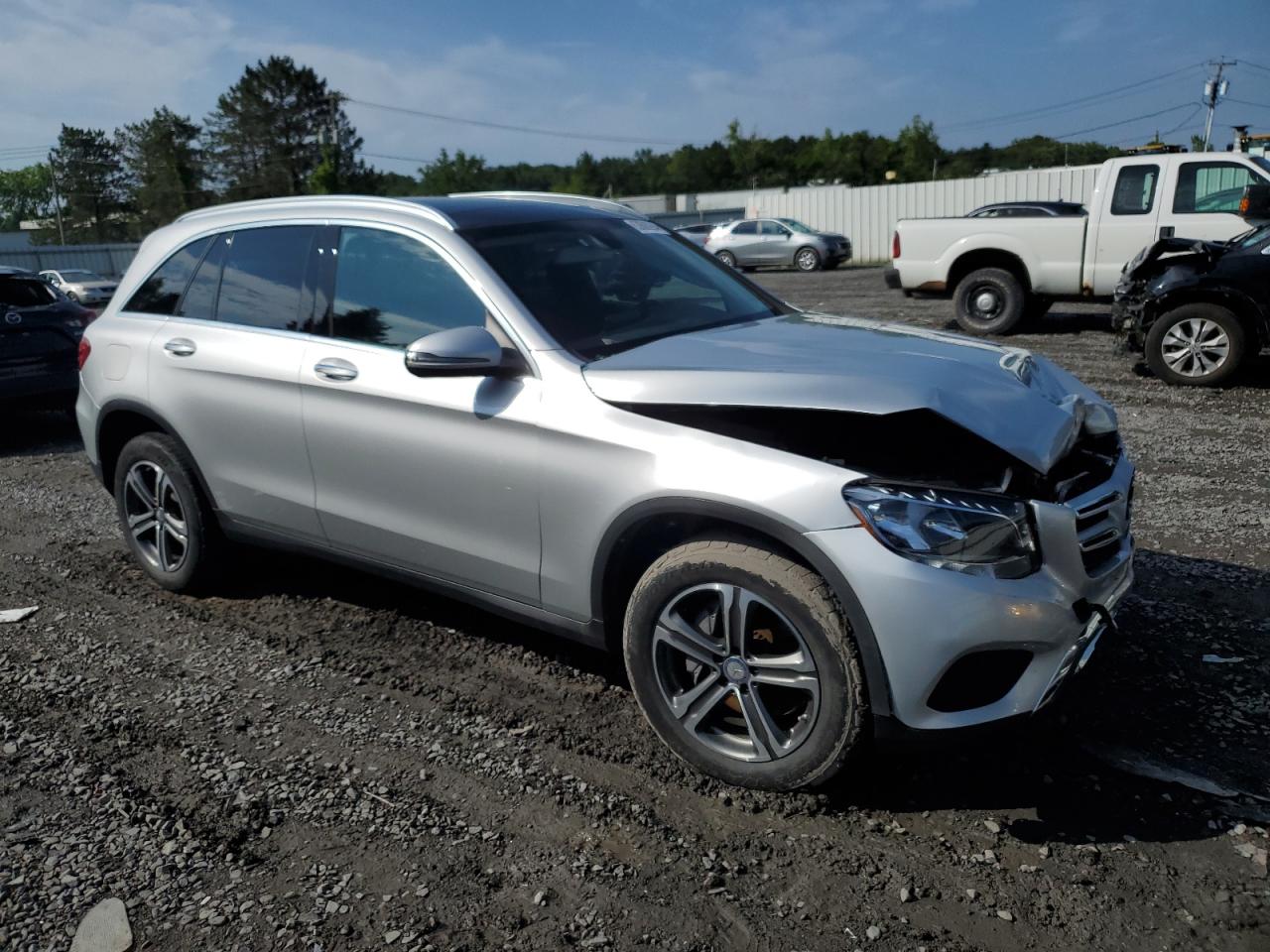 2017 Mercedes-Benz Glc 300 4Matic VIN: WDC0G4KB7HF145332 Lot: 63606294