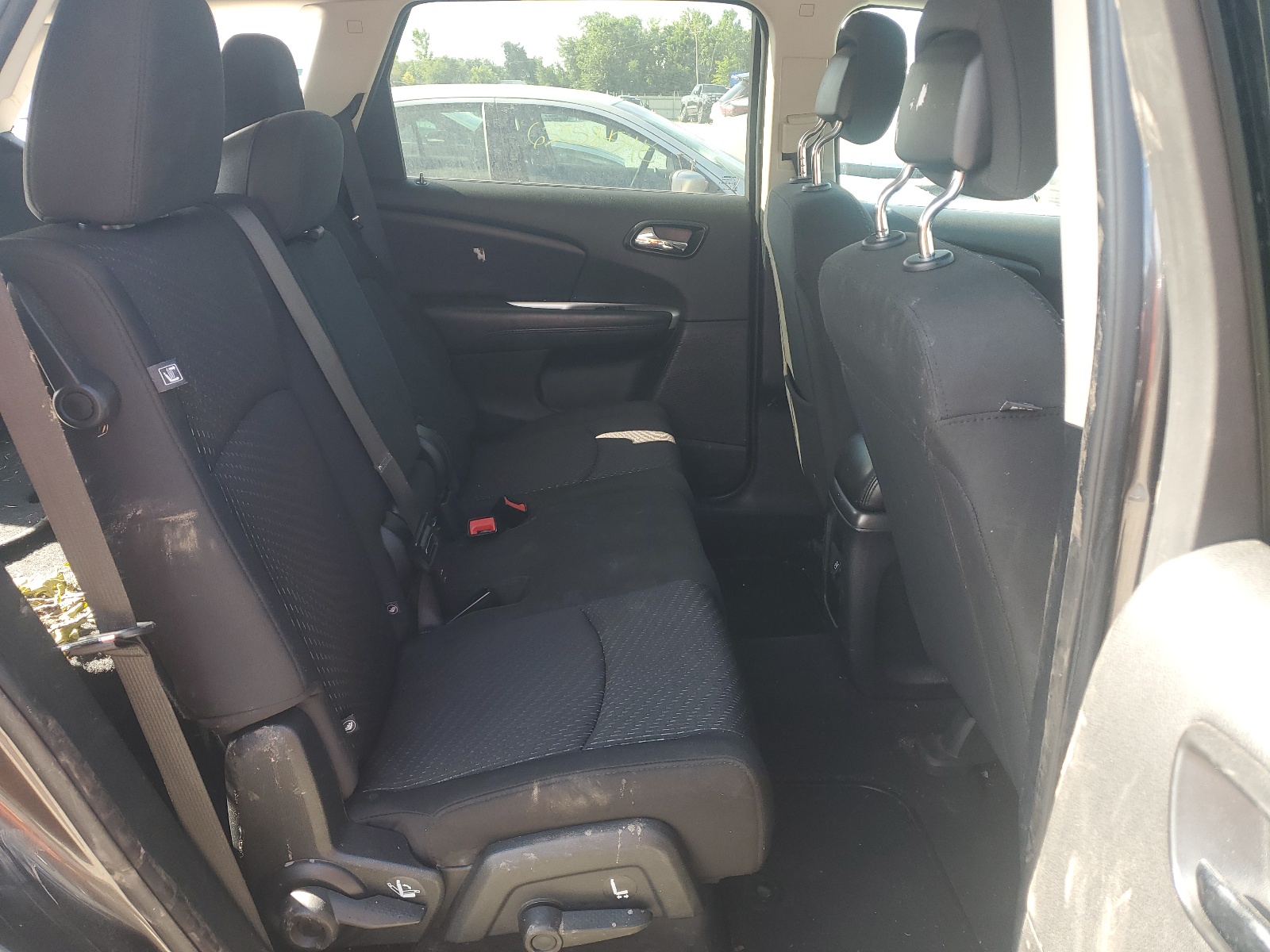 3C4PDDAG7JT228331 2018 Dodge Journey Se