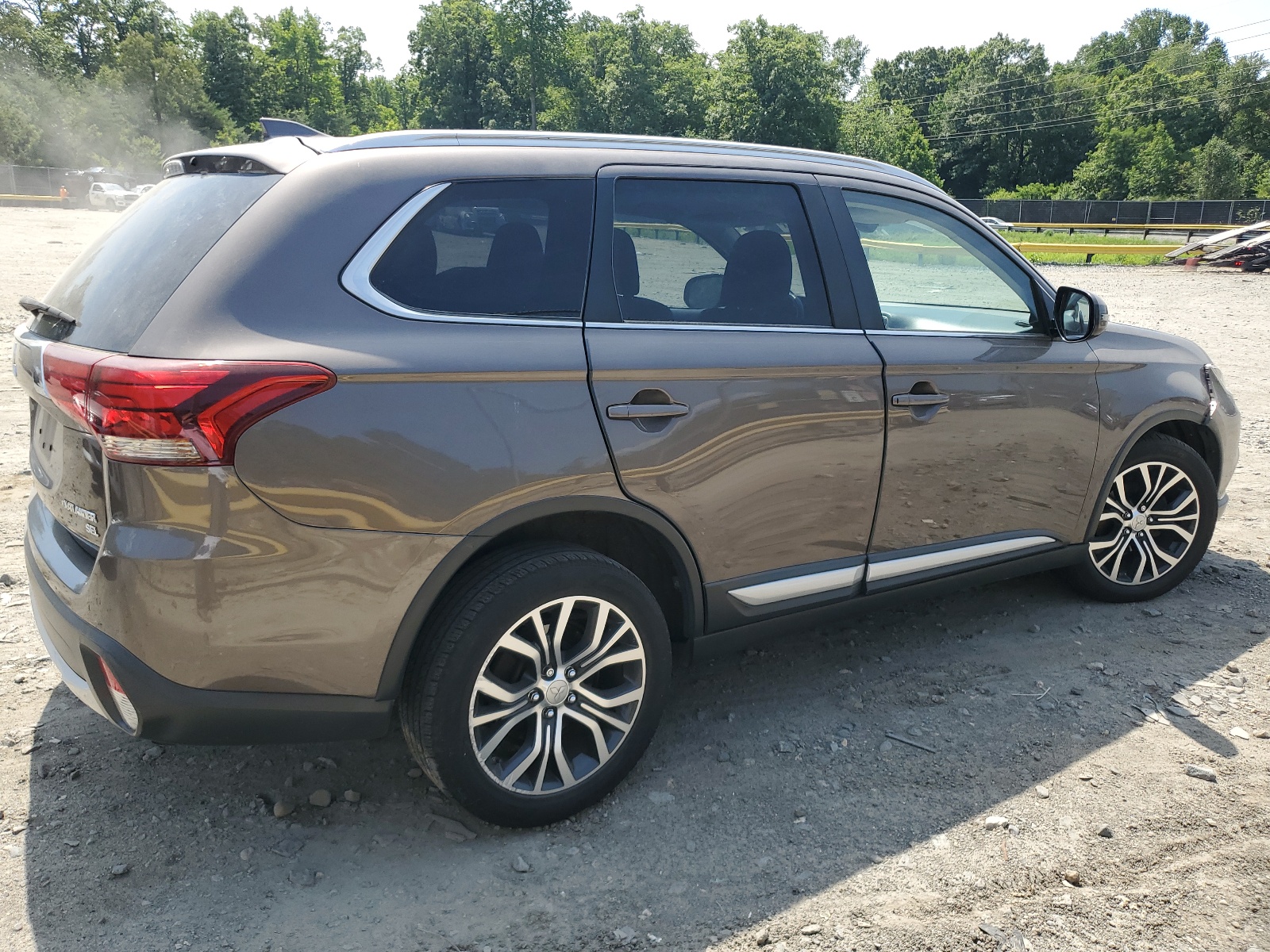 JA4AD3A30HZ029244 2017 Mitsubishi Outlander Se