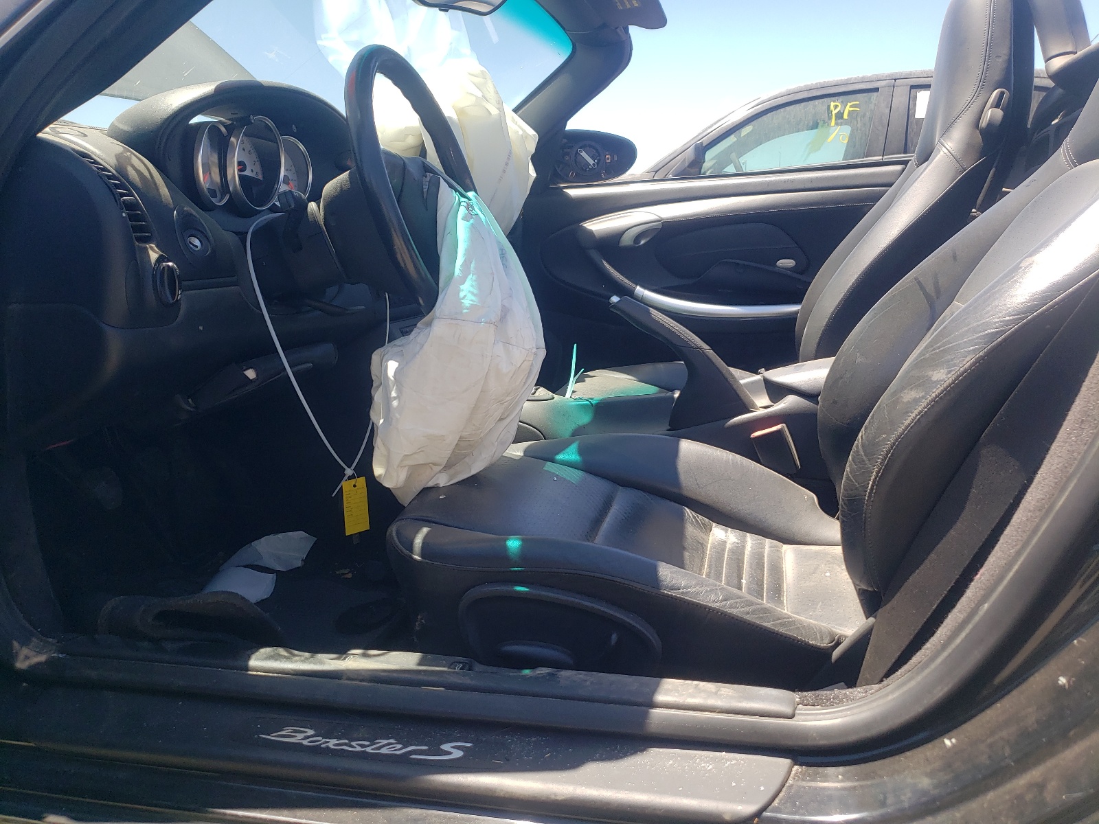 WP0CB298X2U660604 2002 Porsche Boxster S