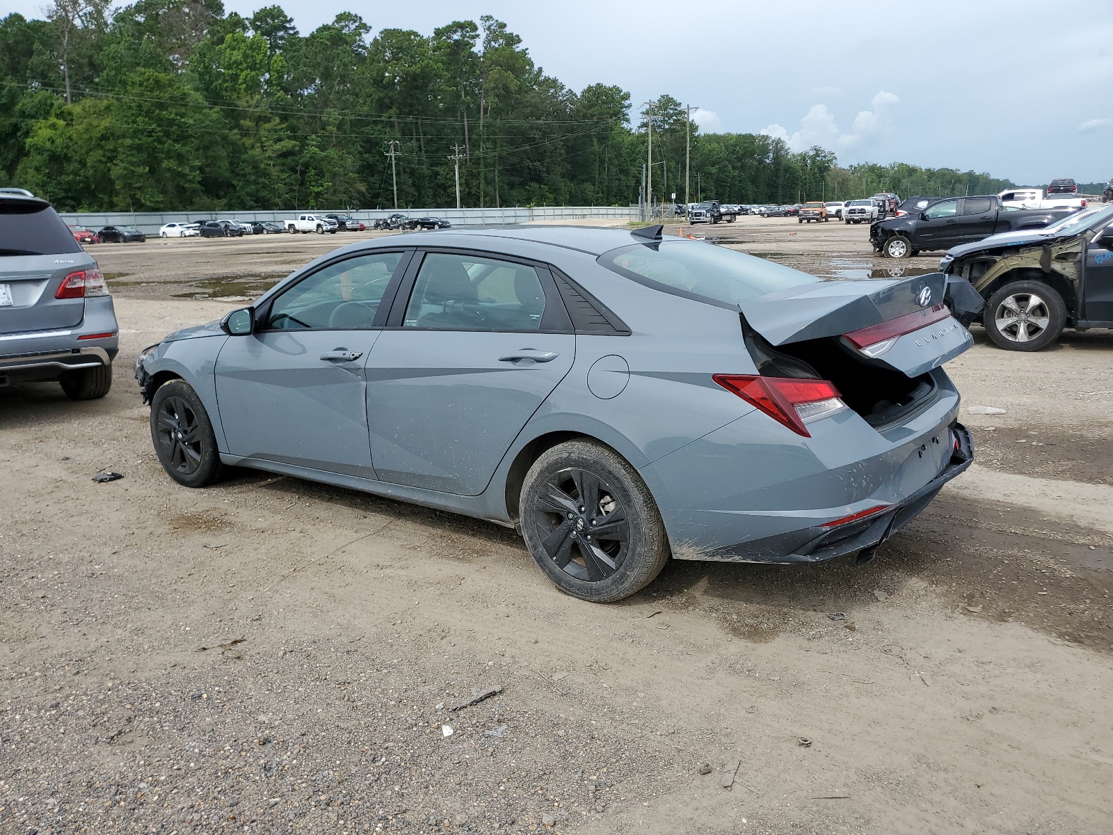 2022 Hyundai Elantra Sel vin: KMHLM4AG3NU254186