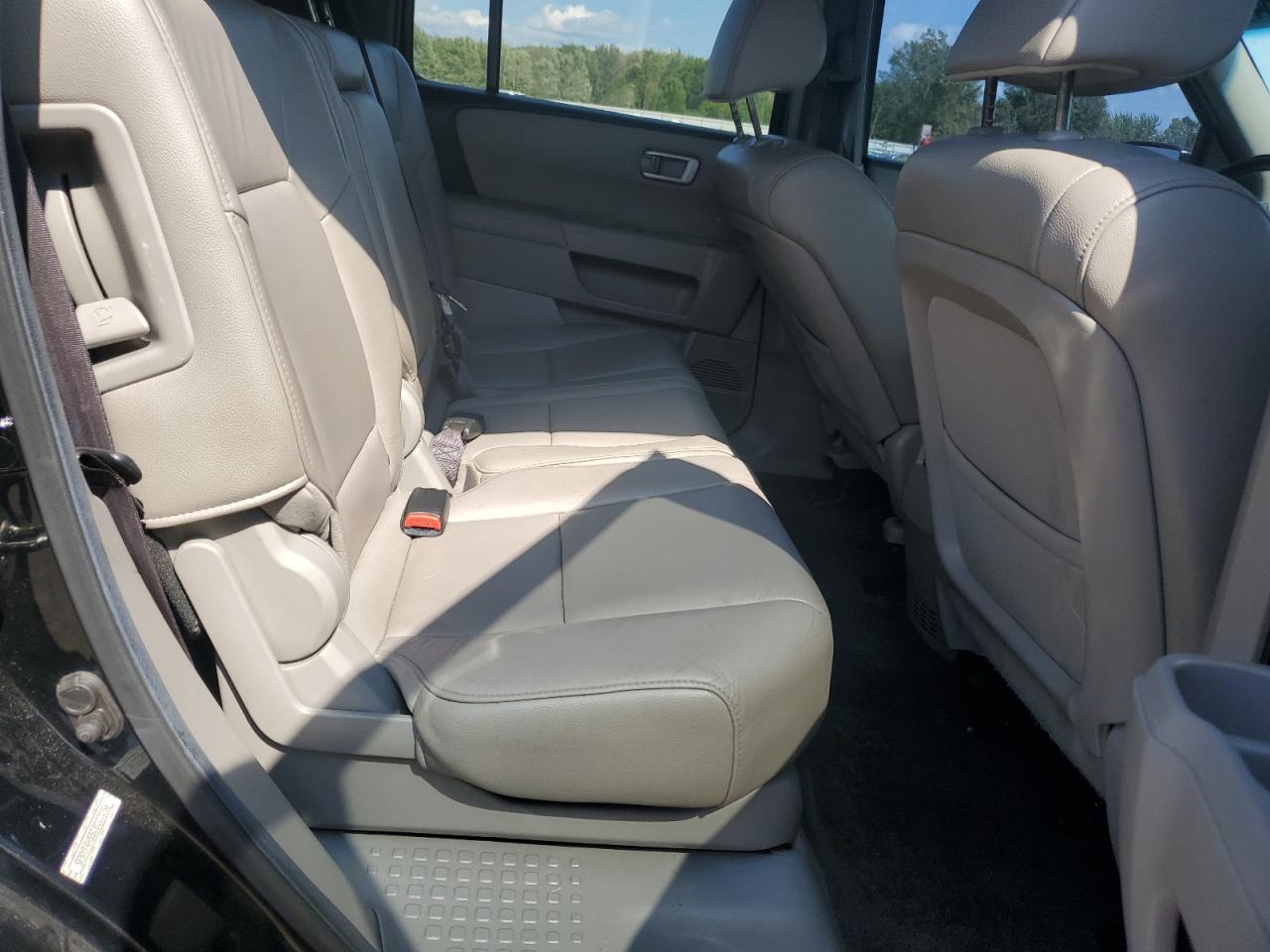 2012 Honda Pilot Exl VIN: 5FNYF4H55CB033056 Lot: 63413054