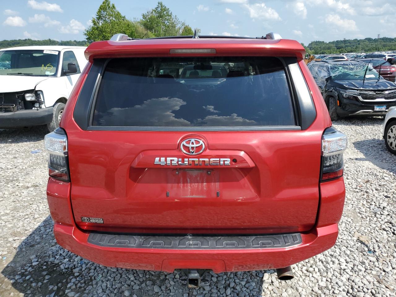 2018 Toyota 4Runner Sr5/Sr5 Premium VIN: JTEBU5JR6J5561861 Lot: 62597864