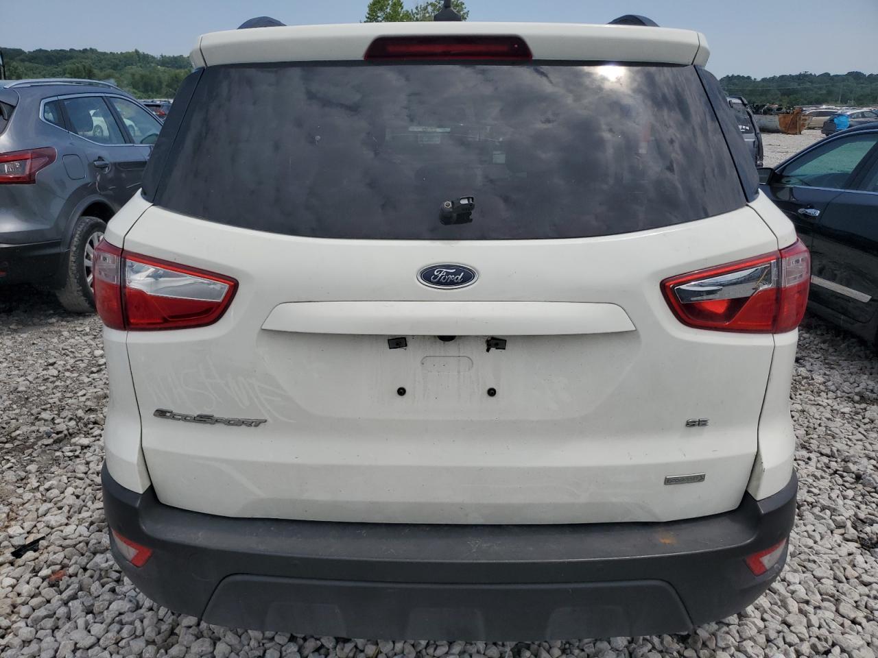 MAJ3P1TE7JC233935 2018 Ford Ecosport Se