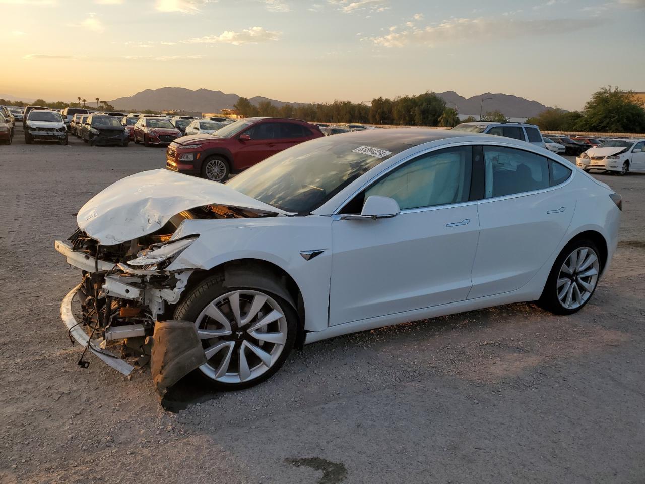 5YJ3E1EA1JF060510 2018 TESLA MODEL 3 - Image 1