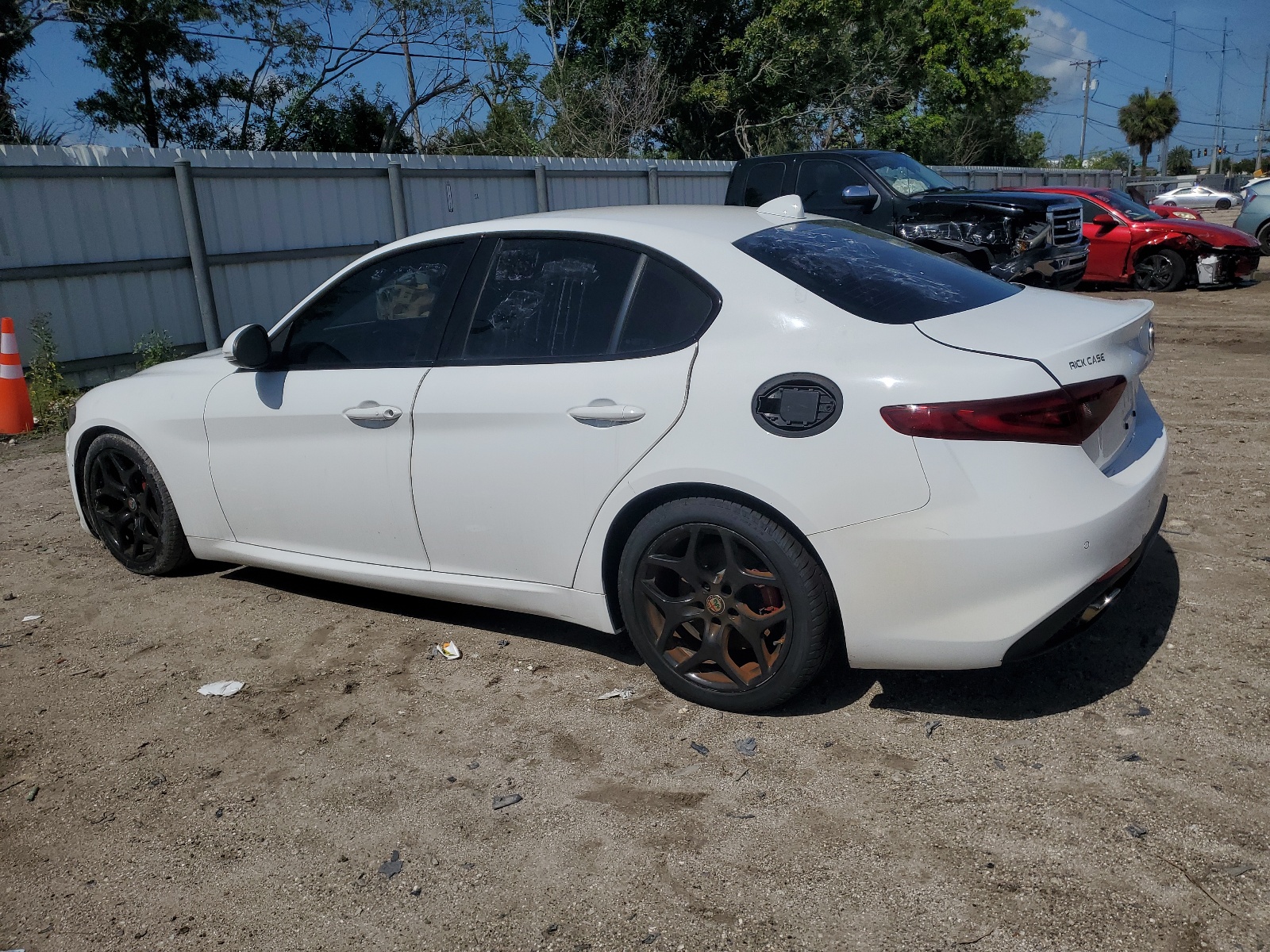 2020 Alfa Romeo Giulia vin: ZARFAMAN1L7630085