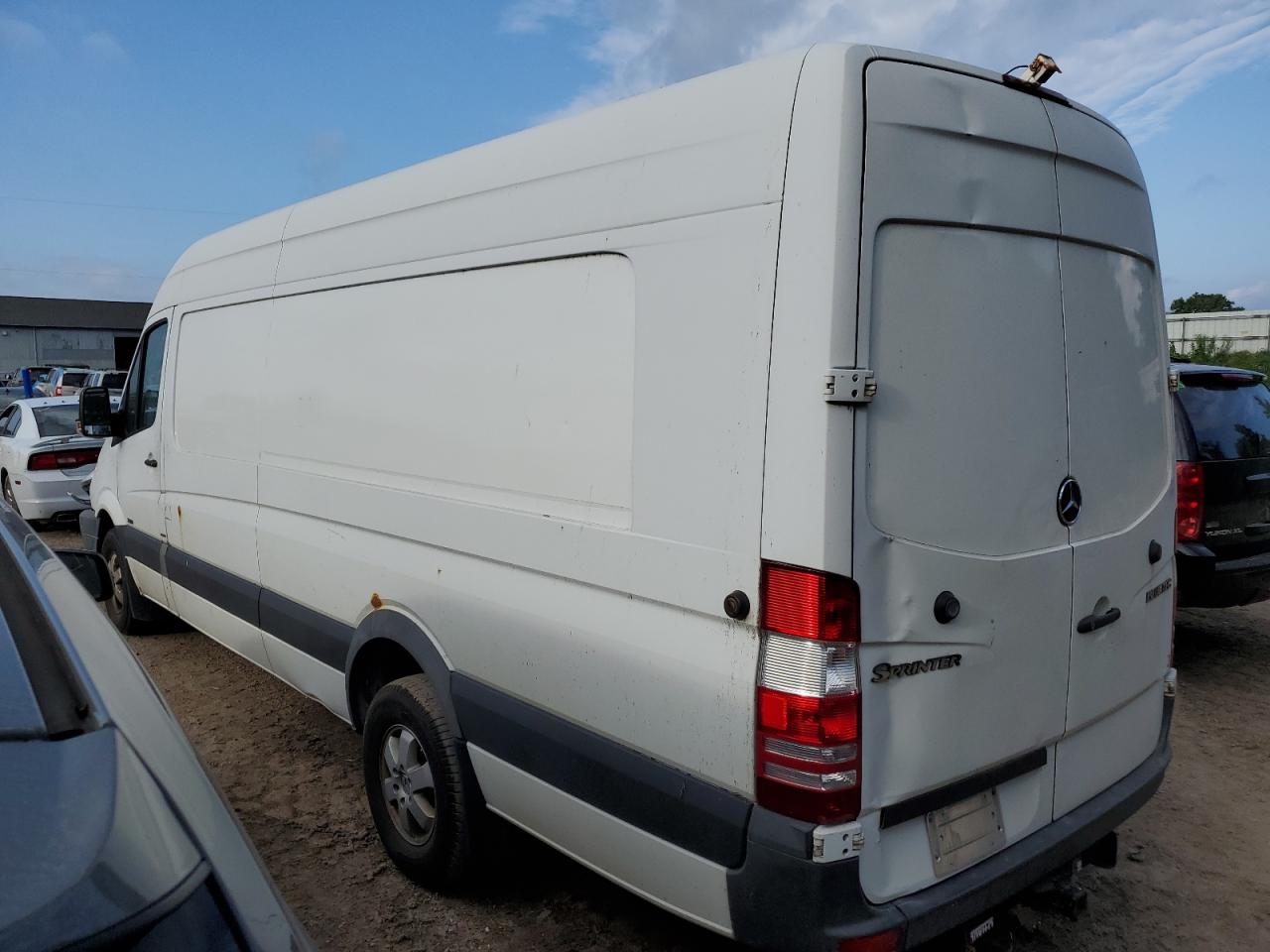 2013 Mercedes-Benz Sprinter 2500 VIN: WD3PE8CC1D5788729 Lot: 64013184