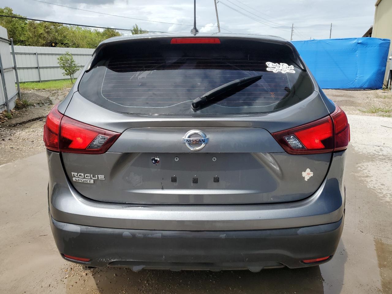 2017 Nissan Rogue - Image 6