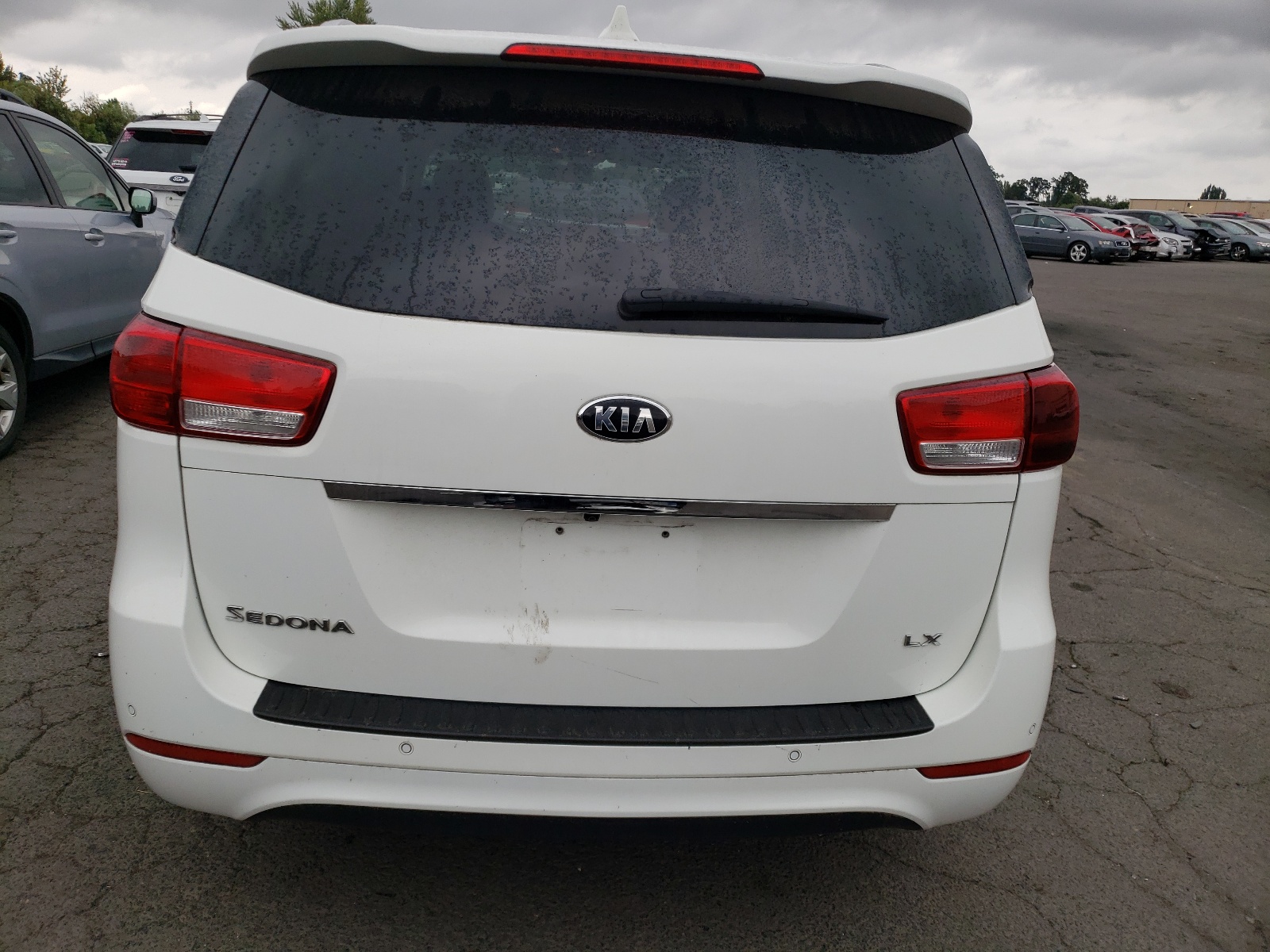 KNDMB5C18G6087408 2016 Kia Sedona Lx