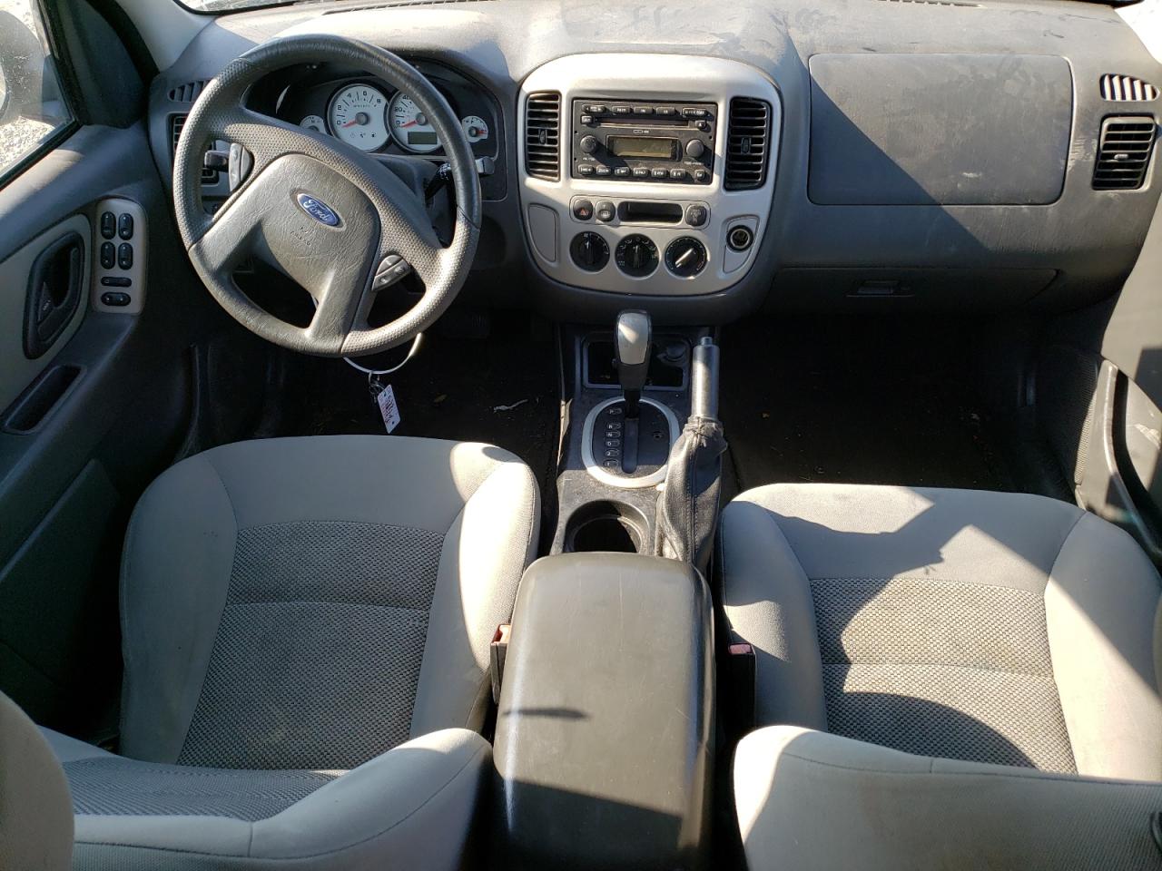 2005 Ford Escape Xlt VIN: 1FMYU03145KC82288 Lot: 63530534