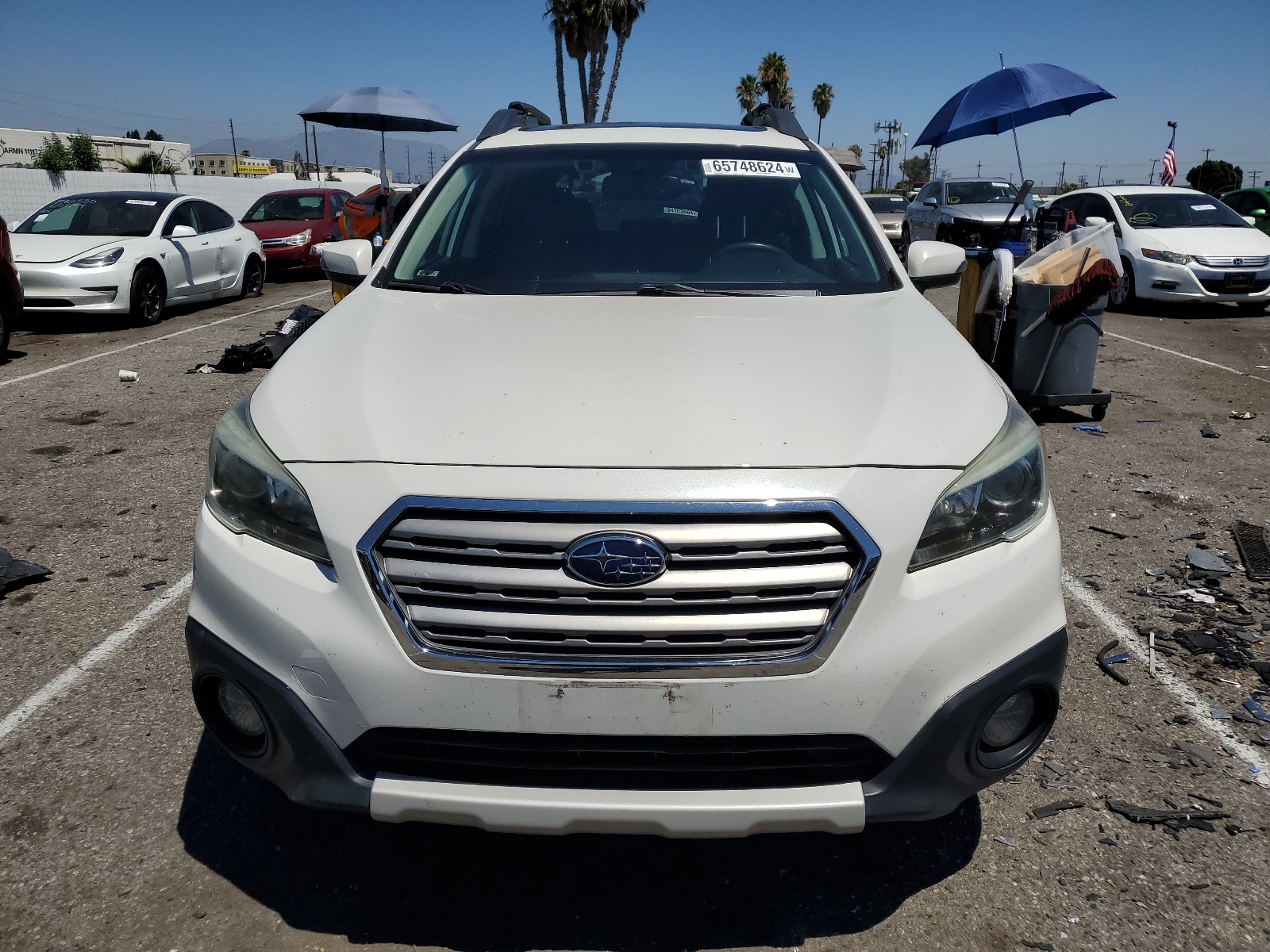 2016 Subaru Outback 3.6R Limited vin: 4S4BSENC9G3253213