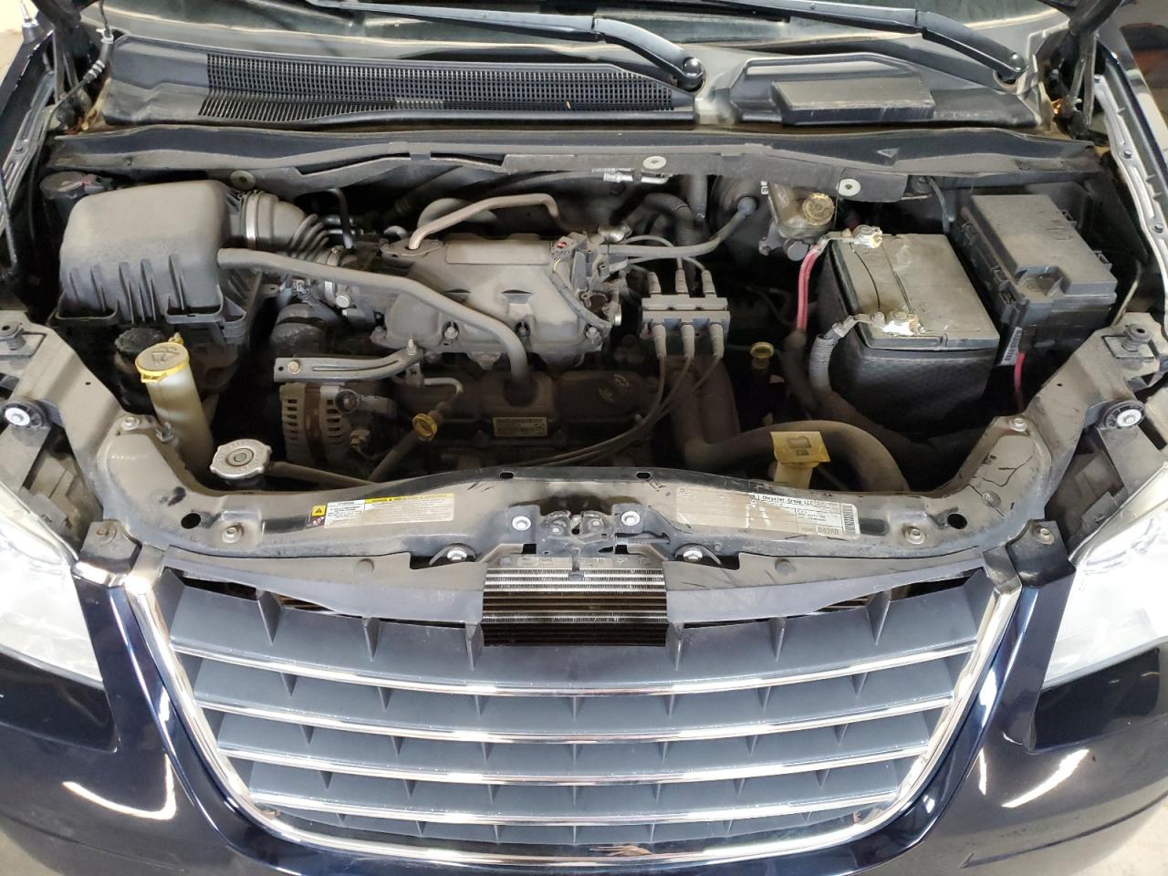 2010 Chrysler Town & Country Lx VIN: 2A4RR4DE7AR150439 Lot: 65275304