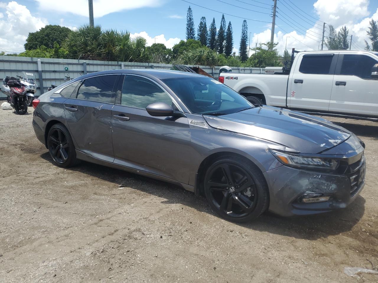 2018 Honda Accord Sport VIN: 1HGCV1F33JA012954 Lot: 63786244