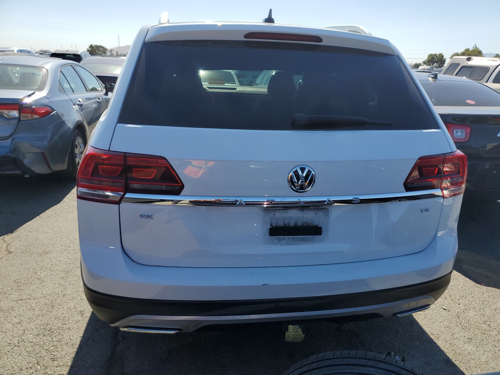 1V2DR2CA4KC502145 2019 Volkswagen Atlas Se