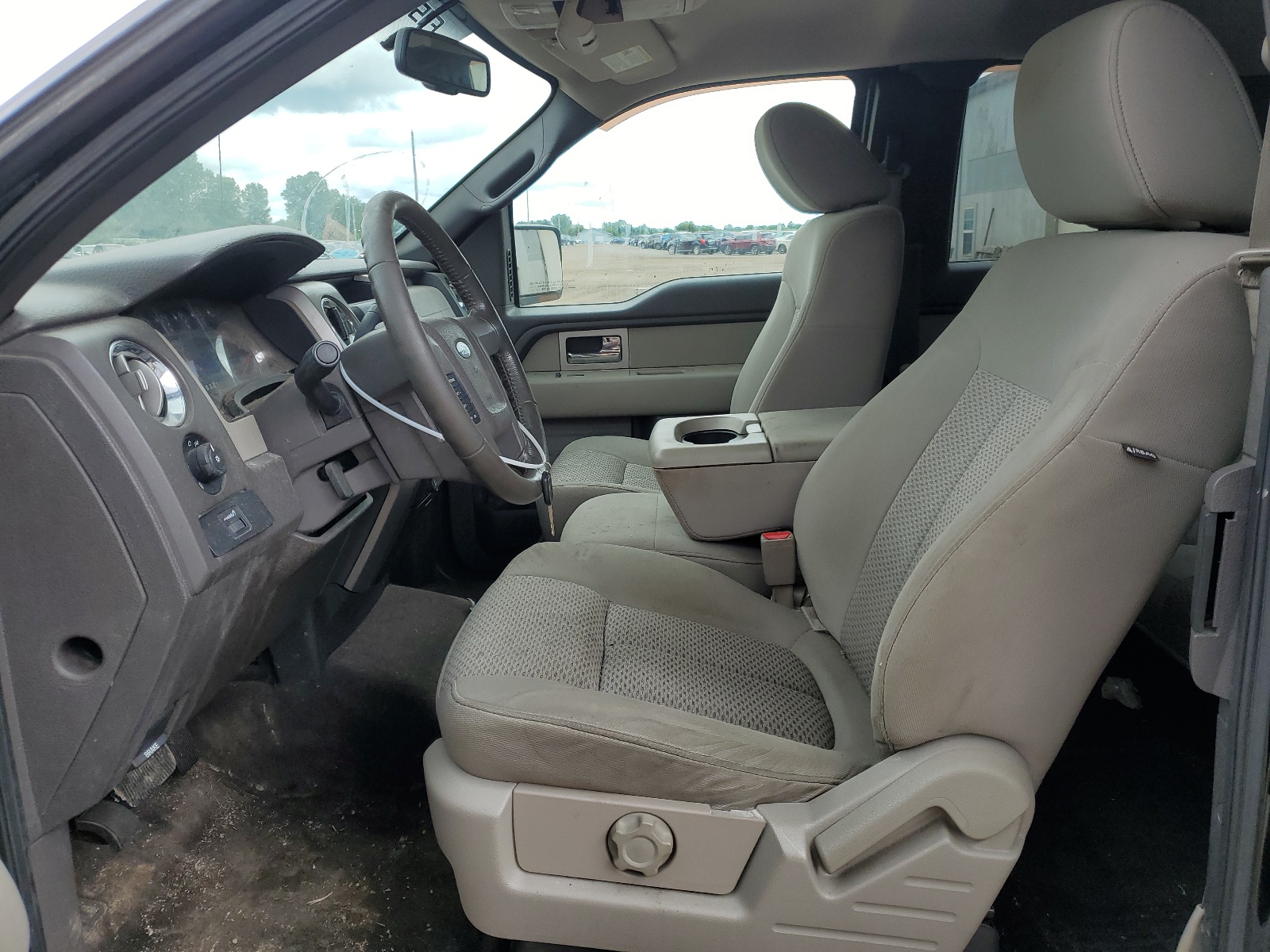 1FTRX14899FA16166 2009 Ford F150 Super Cab