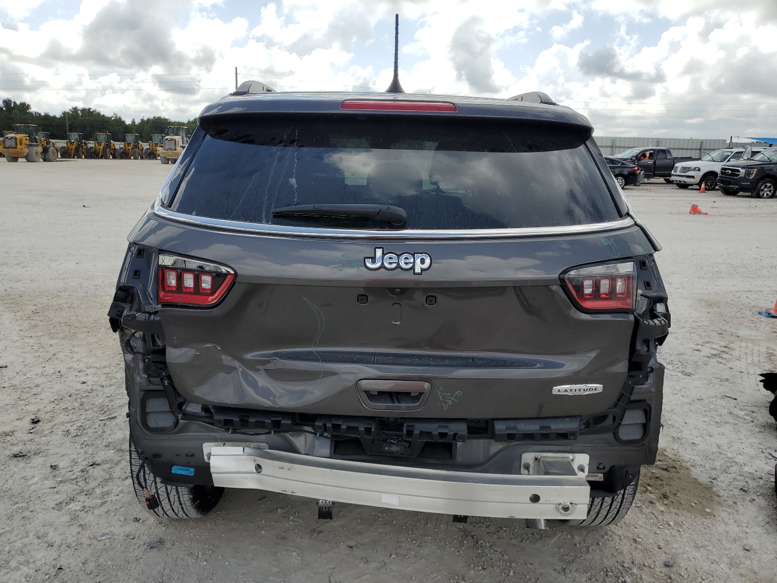 3C4NJCBB9NT235249 2022 Jeep Compass Latitude