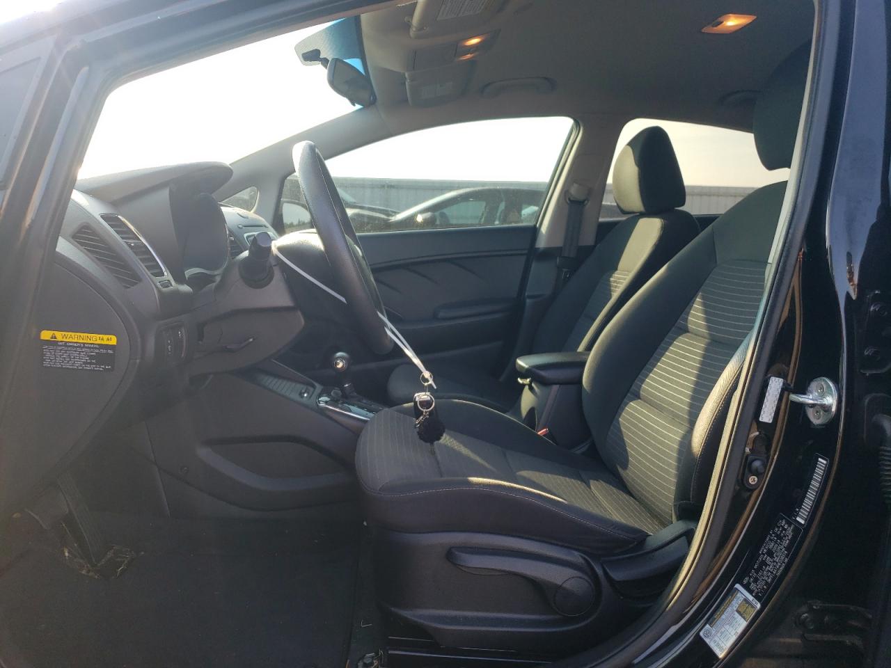 2017 Kia Forte Lx VIN: 3KPFL4A7XHE038374 Lot: 61397764