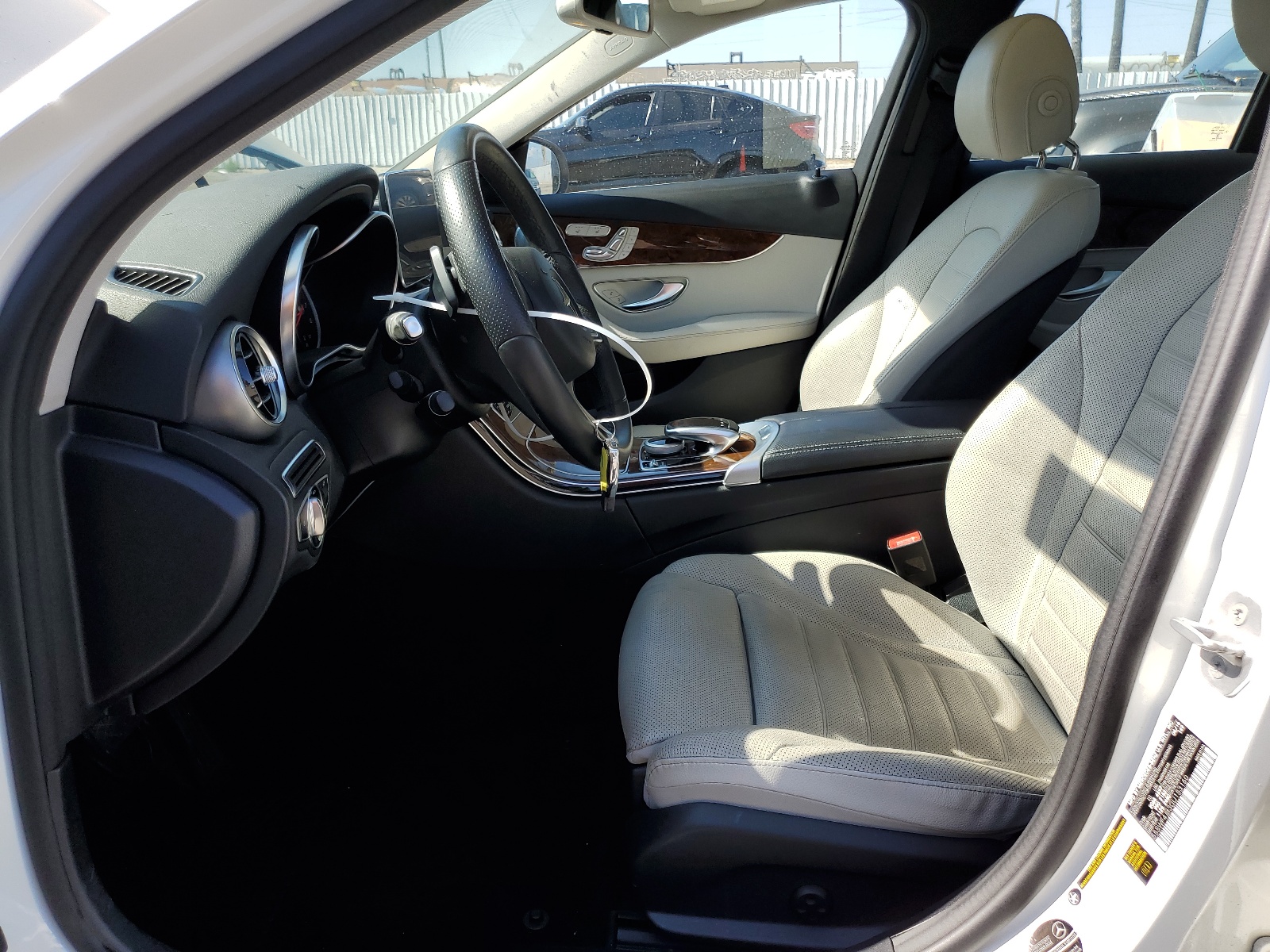 55SWF4JB3GU153160 2016 Mercedes-Benz C 300