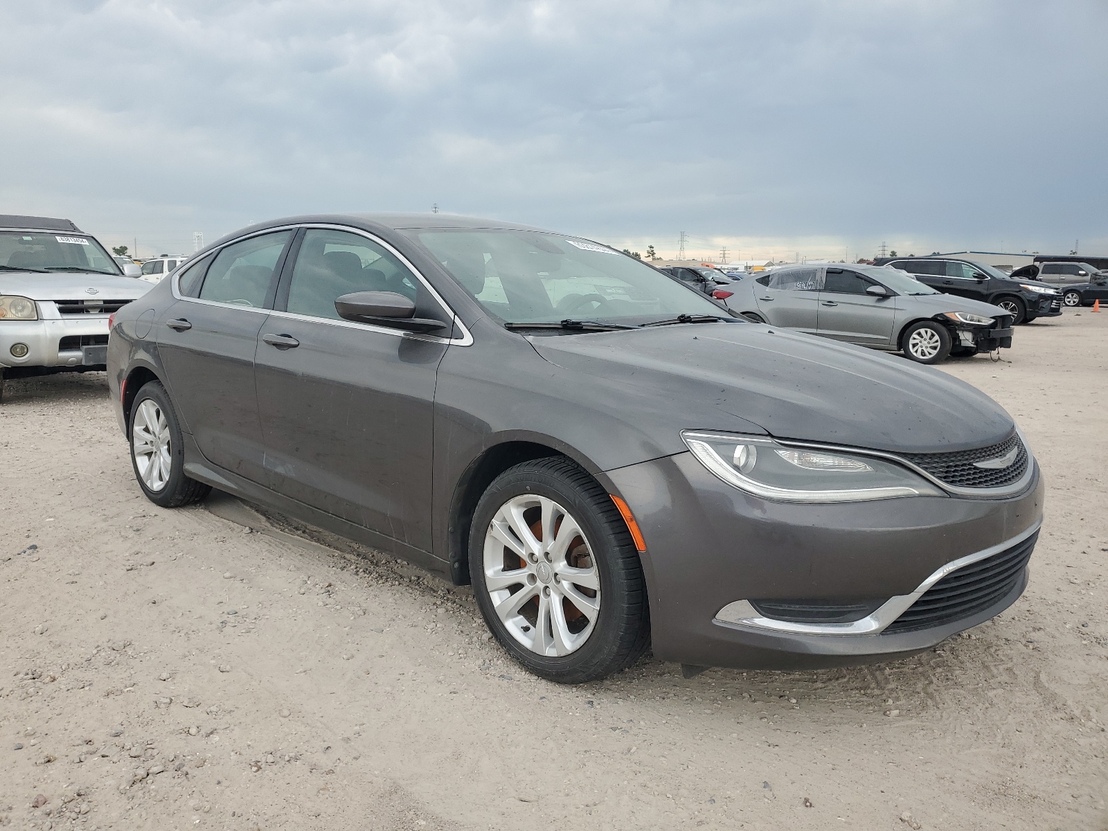 2015 Chrysler 200 Limited vin: 1C3CCCAB8FN602344