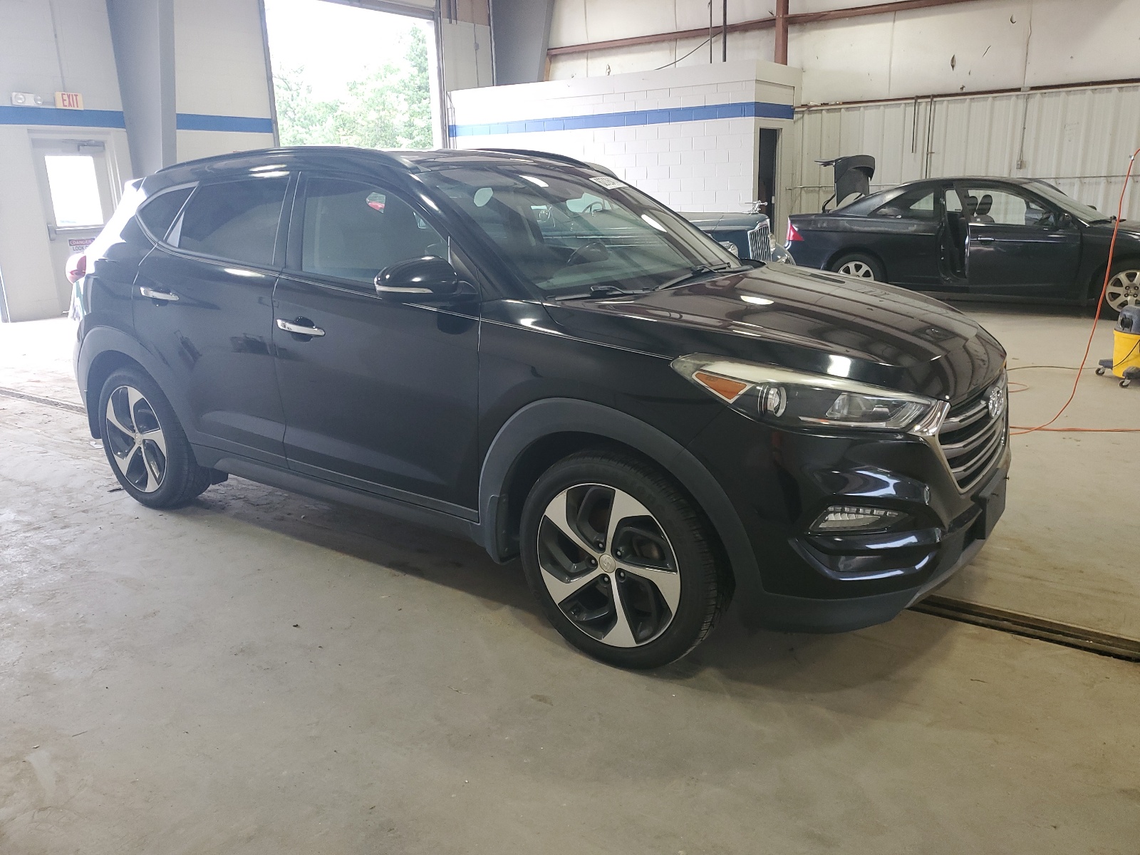 2016 Hyundai Tucson Limited vin: KM8J3CA22GU095172