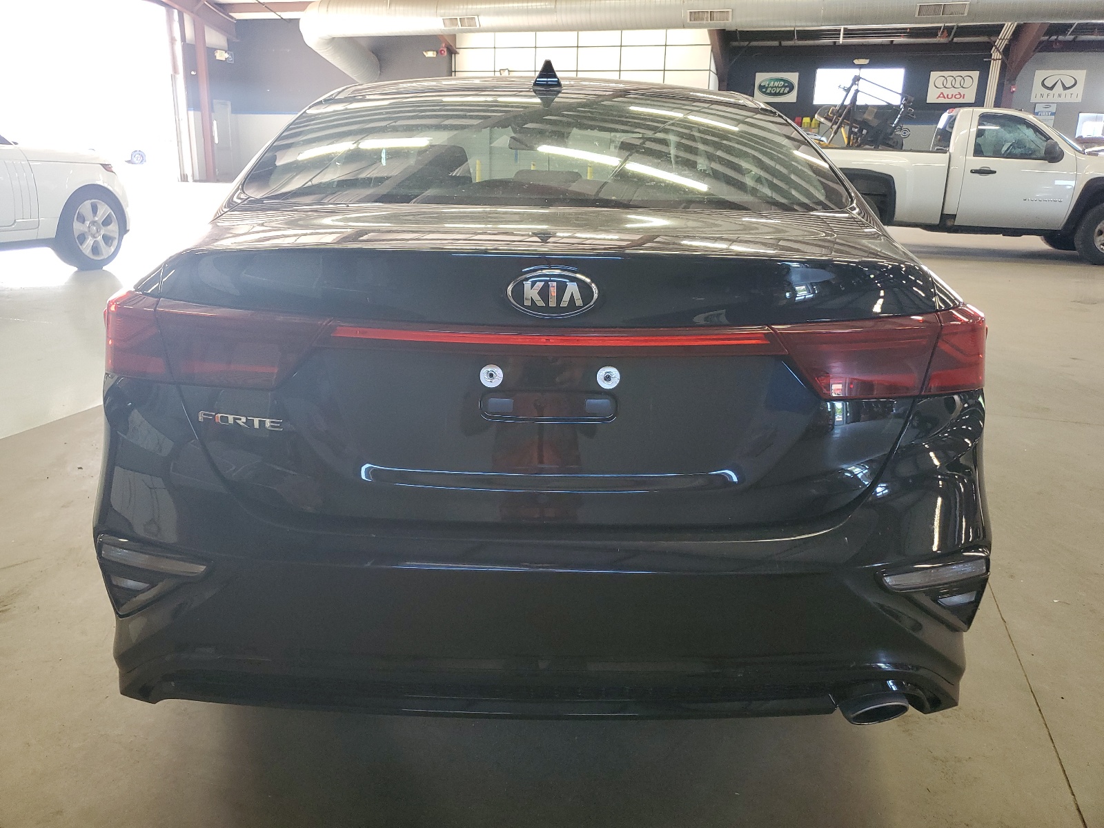 3KPF24AD7KE105612 2019 Kia Forte Fe