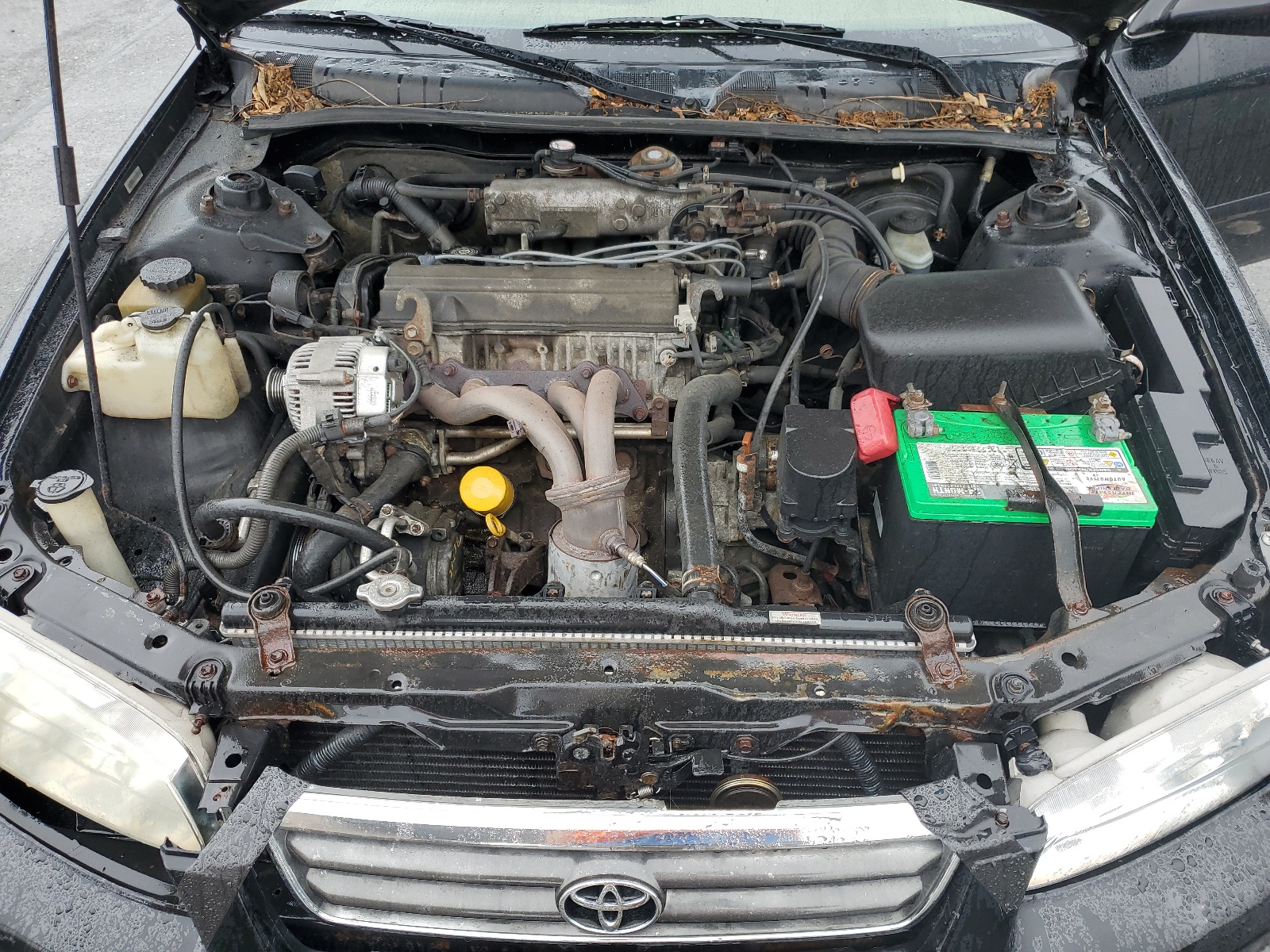 4T1BG22K8YU731208 2000 Toyota Camry Ce