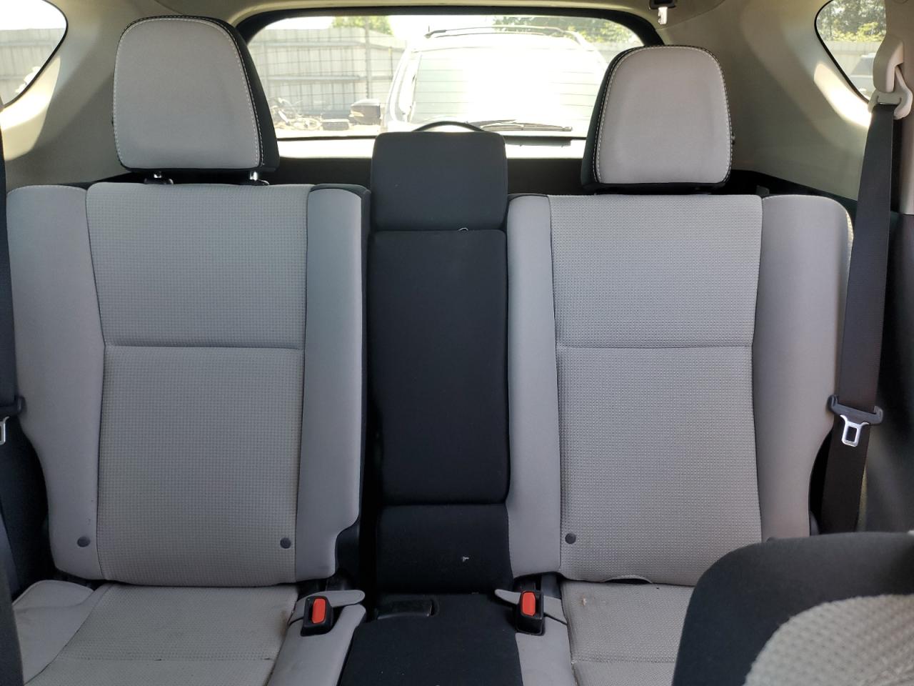 2016 Toyota Rav4 Xle VIN: 2T3RFREV5GW472568 Lot: 62733214