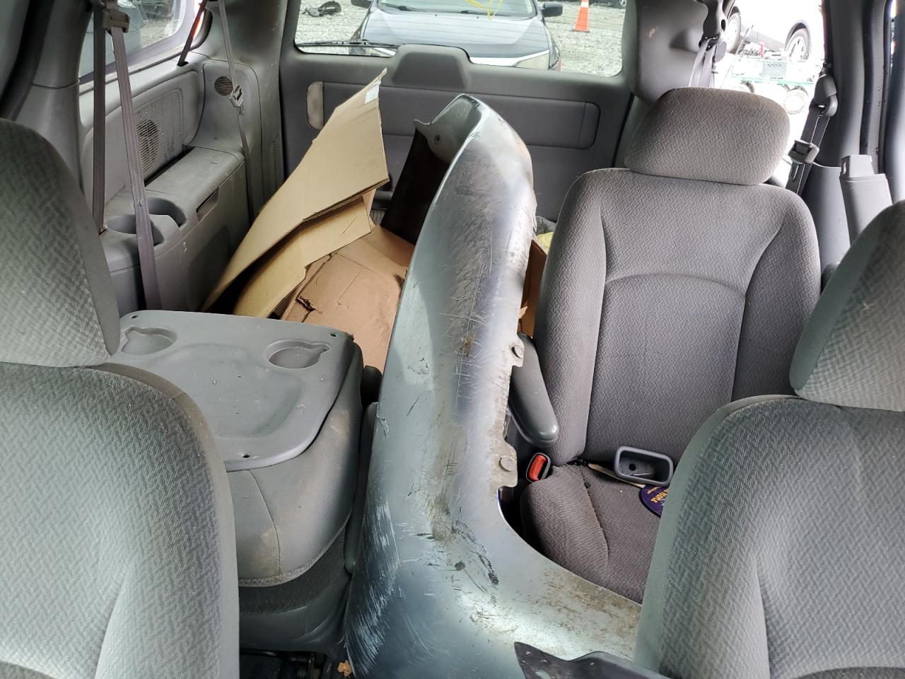 2004 Chrysler Town & Country Touring VIN: 2C8GP54L14R546425 Lot: 64413904