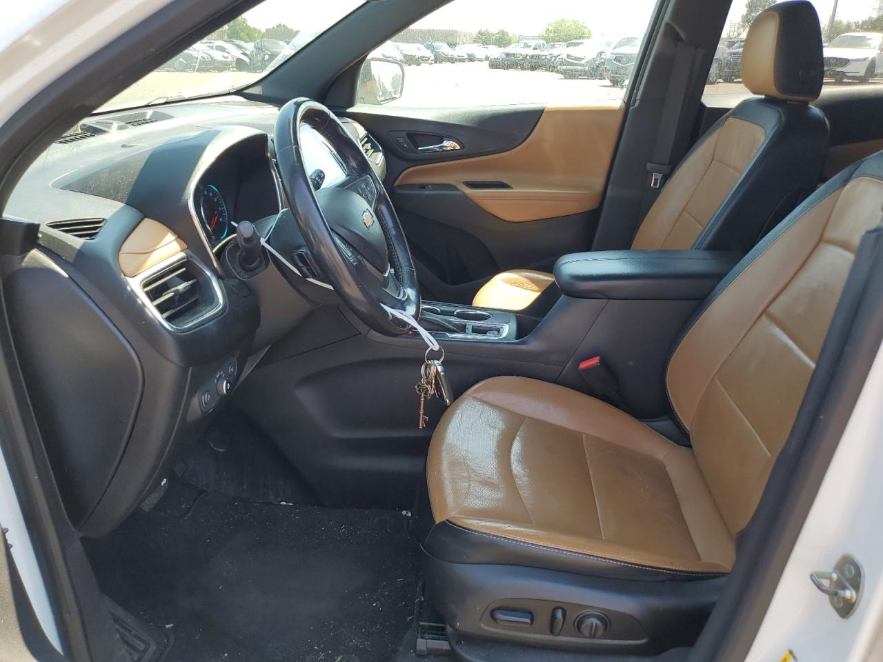 2018 Chevrolet Equinox Premier VIN: 2GNAXVEV2J6219172 Lot: 63129354