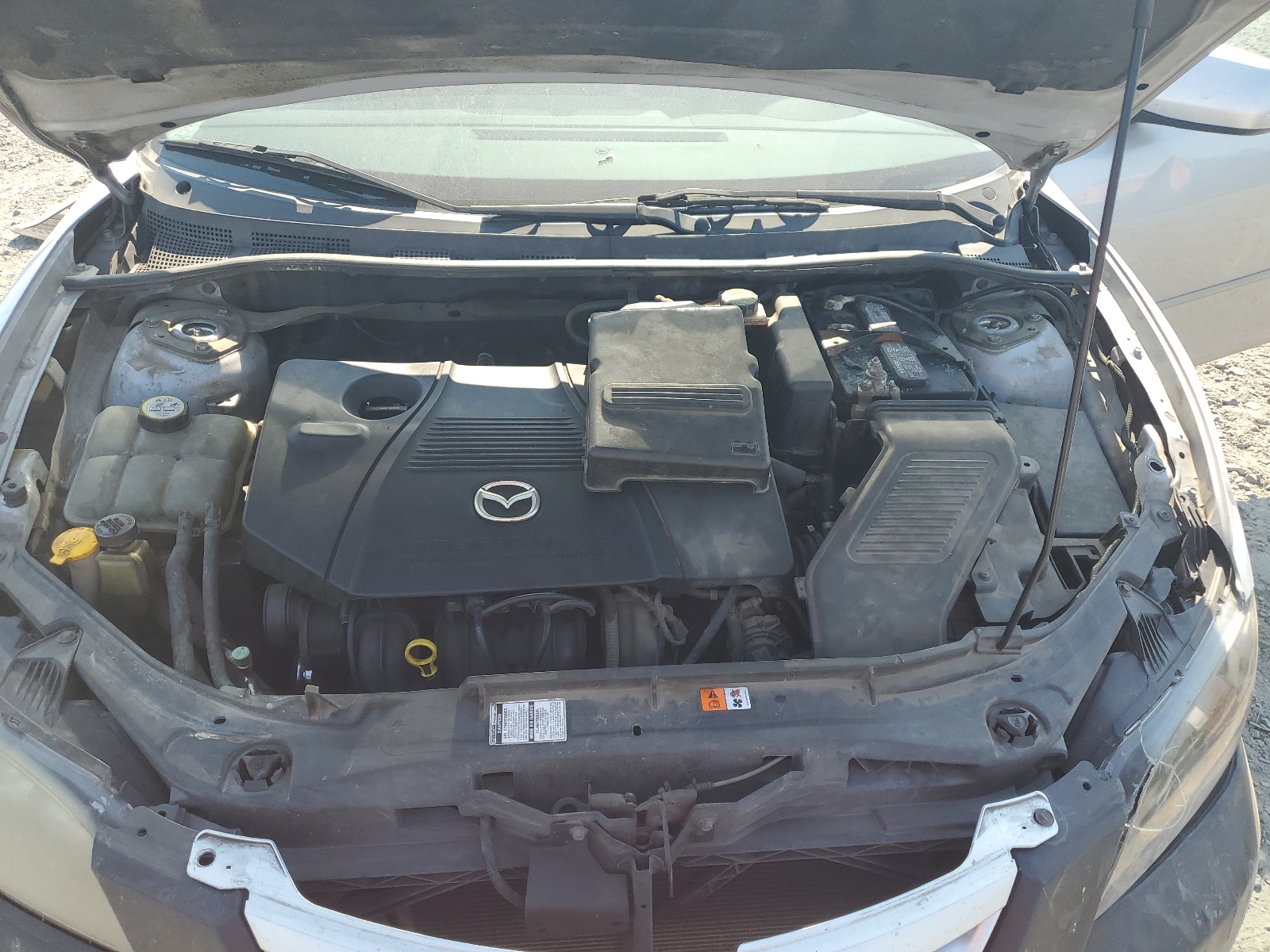 JM1BK323X41183211 2004 Mazda 3 S